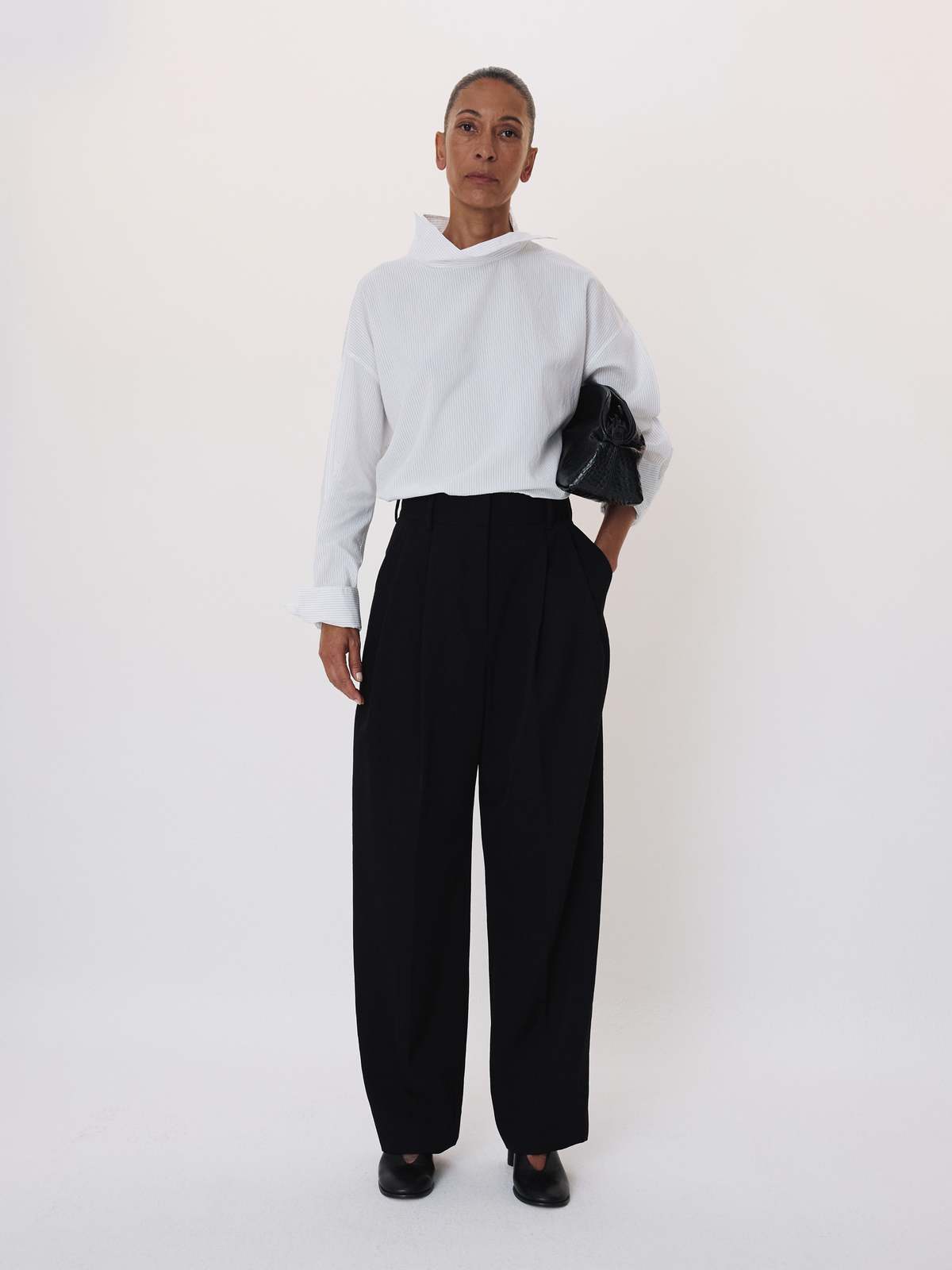 Recto - Tuck Detail Suit Pants (Black) product image 1 | TRAB K-Fashion Australia