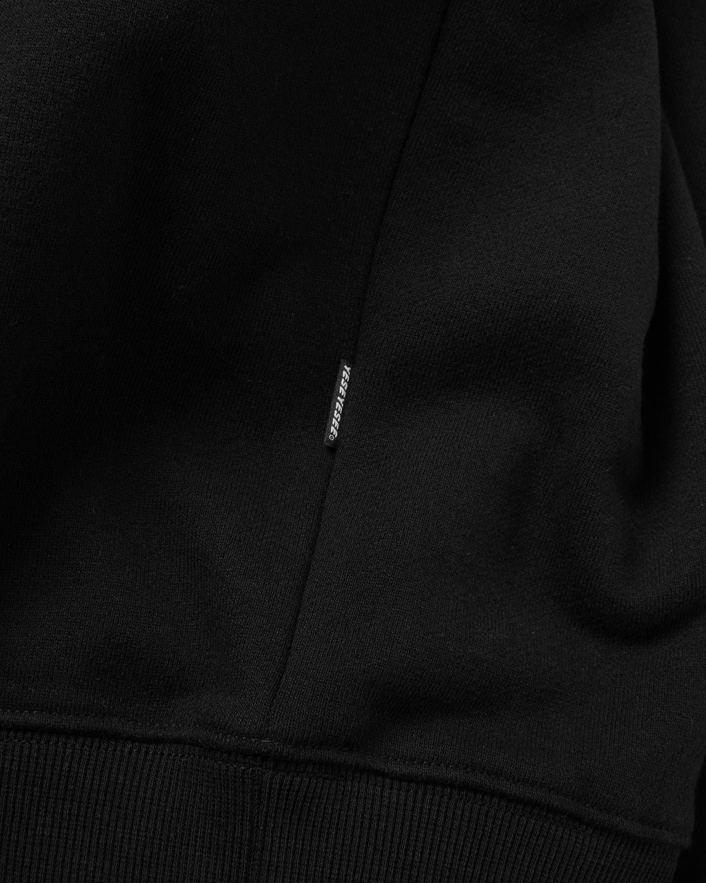 yeseyesee - Y.E.S Checkered Logo Sweatshirt (Black) product image 4 | TRAB K-Fashion Australia