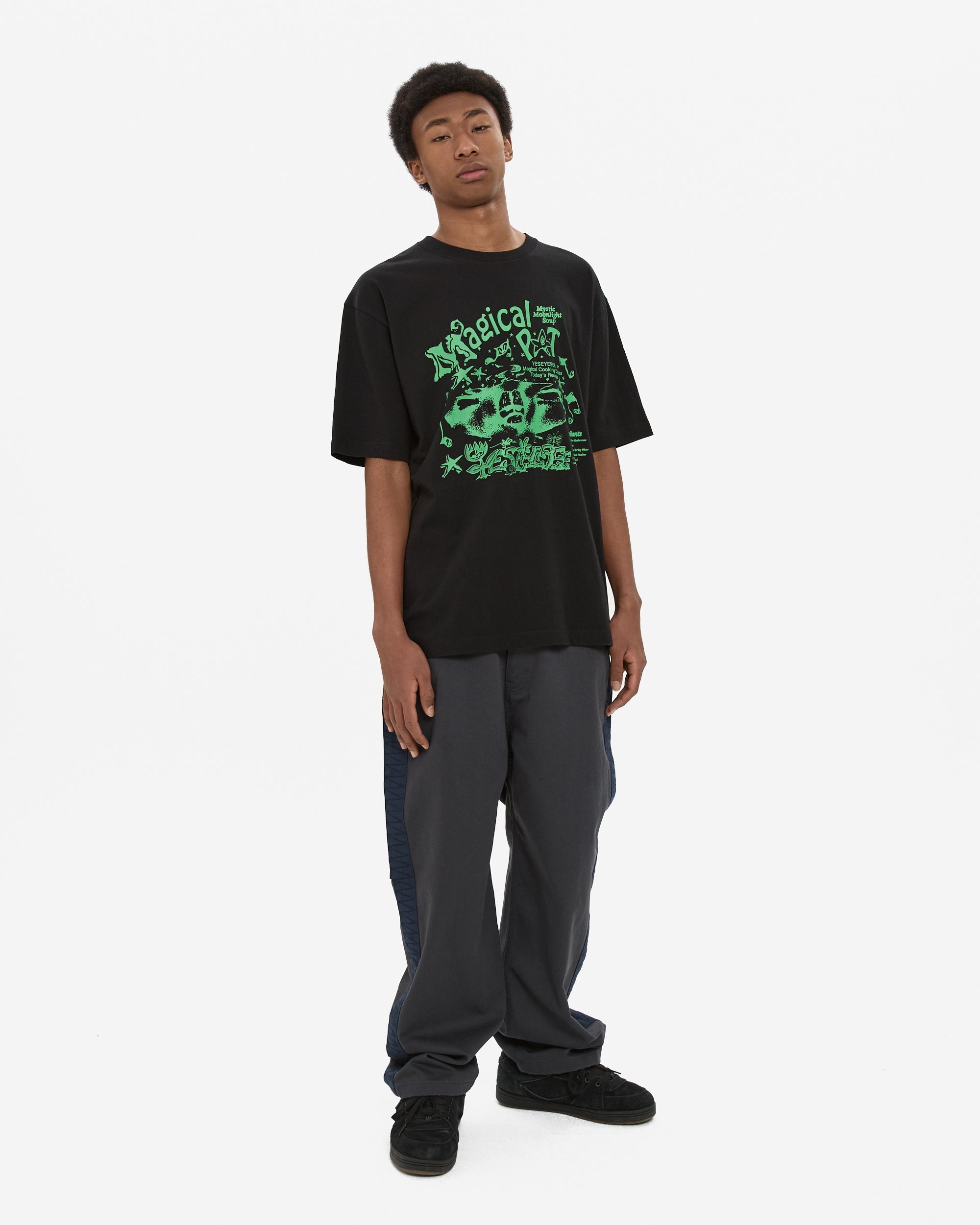 yeseyesee - Y.E.S Magical Tee (Black) product image 9 | TRAB K-Fashion Australia