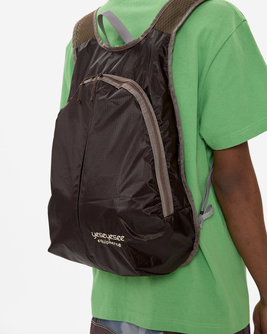 yeseyesee - Y.E.S UL Beetle Backpack (Brown) product image 11 | TRAB K-Fashion Australia