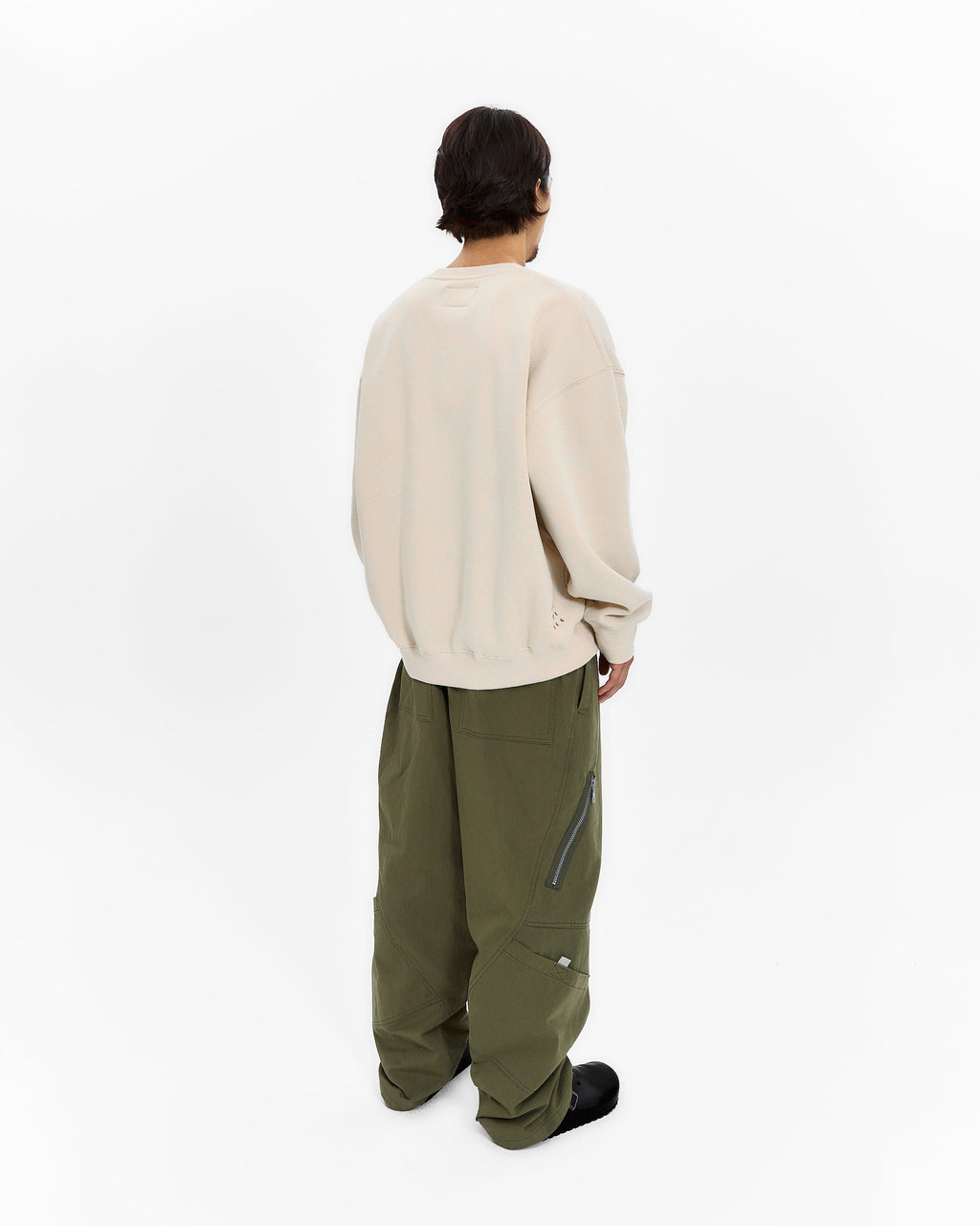 yeseyesee - Y.E.S Checkered Logo Sweatshirt (Ecru) product image 9 | TRAB K-Fashion Australia