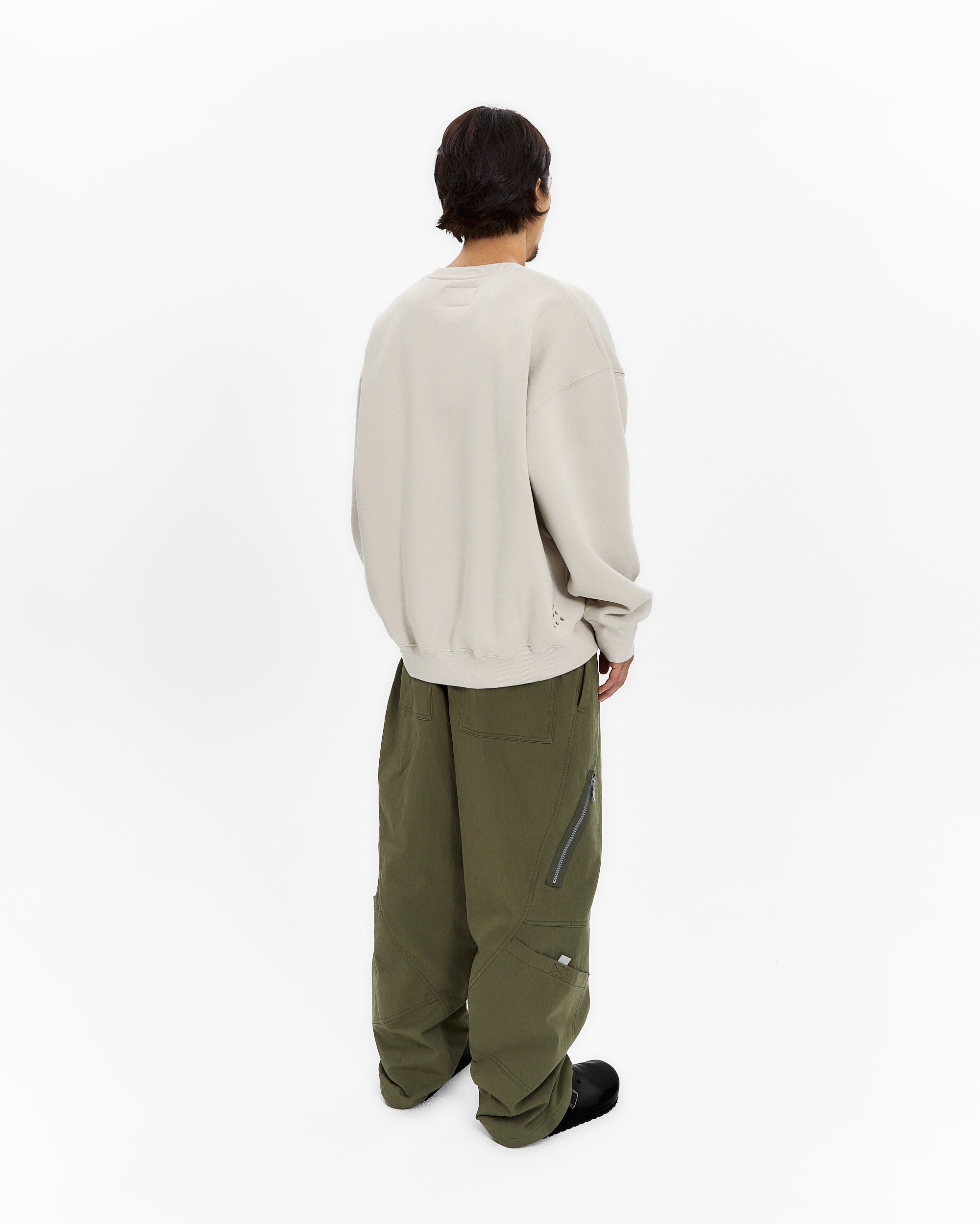 yeseyesee - Paneled Multi Pocket Pants (Olive) product image 8 | TRAB K-Fashion Australia