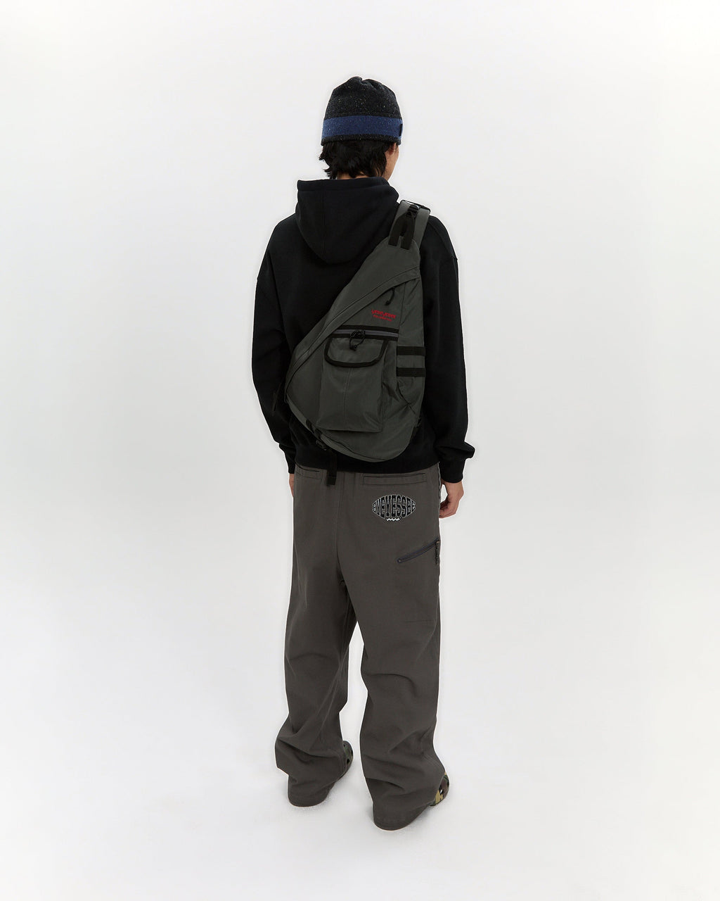 yeseyesee - Y.E.S Handy Sling Bag (Charcoal) product image 11 | TRAB K-Fashion Australia