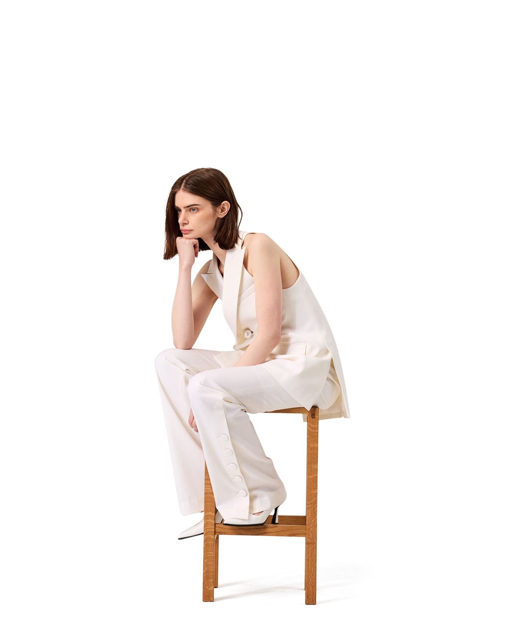 Kimhe Kim - Gabriel Pants (White) product image 6 | TRAB K-Fashion Australia