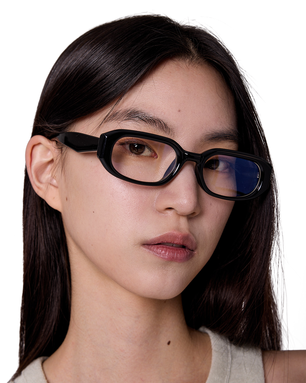 Kimhe Kim - Narrow Rectangular Glasses (Black) product image 8 | TRAB K-Fashion Australia