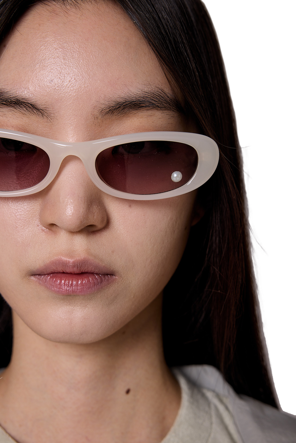 Kimhe Kim - Pearl Point Sunglasses (White) product image 8 | TRAB K-Fashion Australia