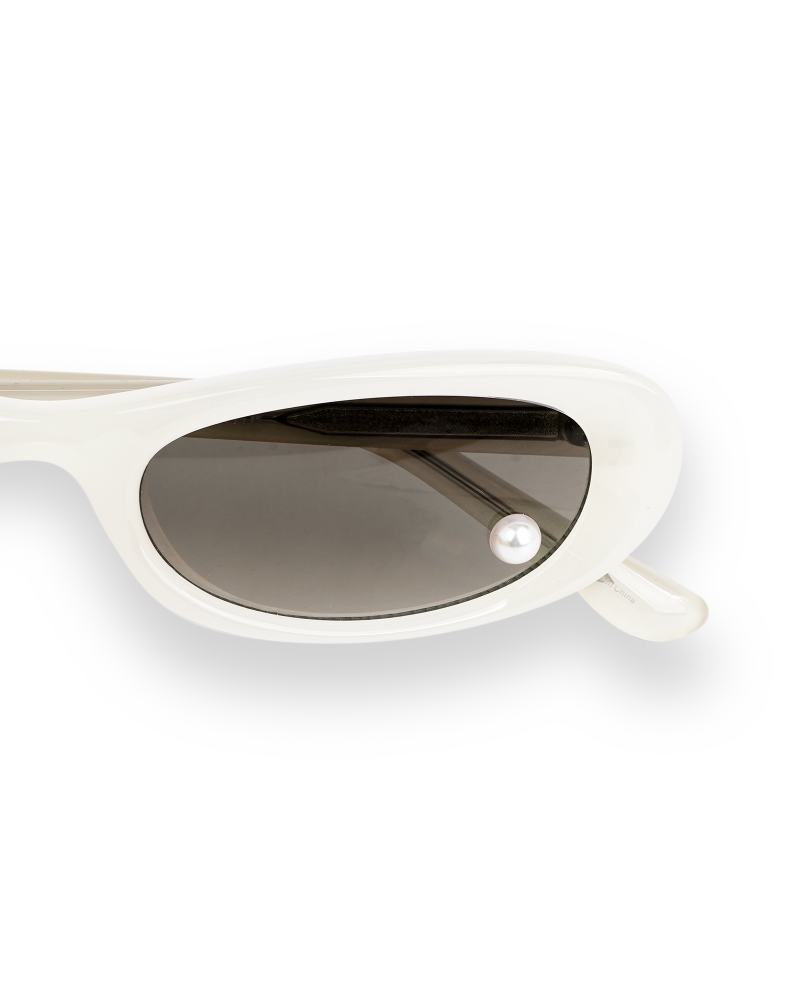 Kimhe Kim - Pearl Point Sunglasses (White) product image 6 | TRAB K-Fashion Australia