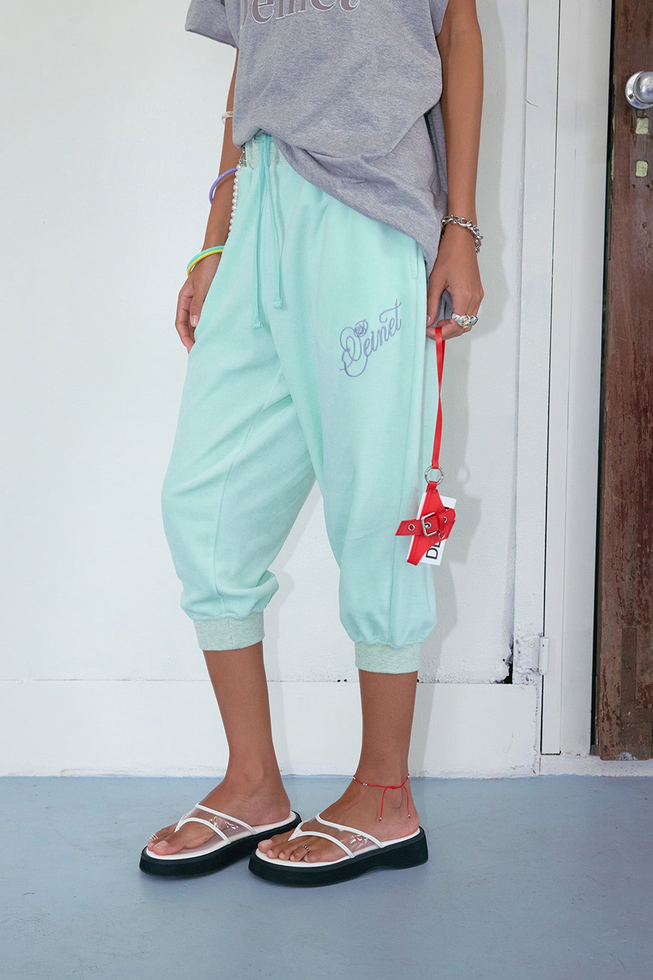 Deinet - Rose Typo Capri Jogger Pants (Mint) product image 7 | TRAB K-Fashion Australia