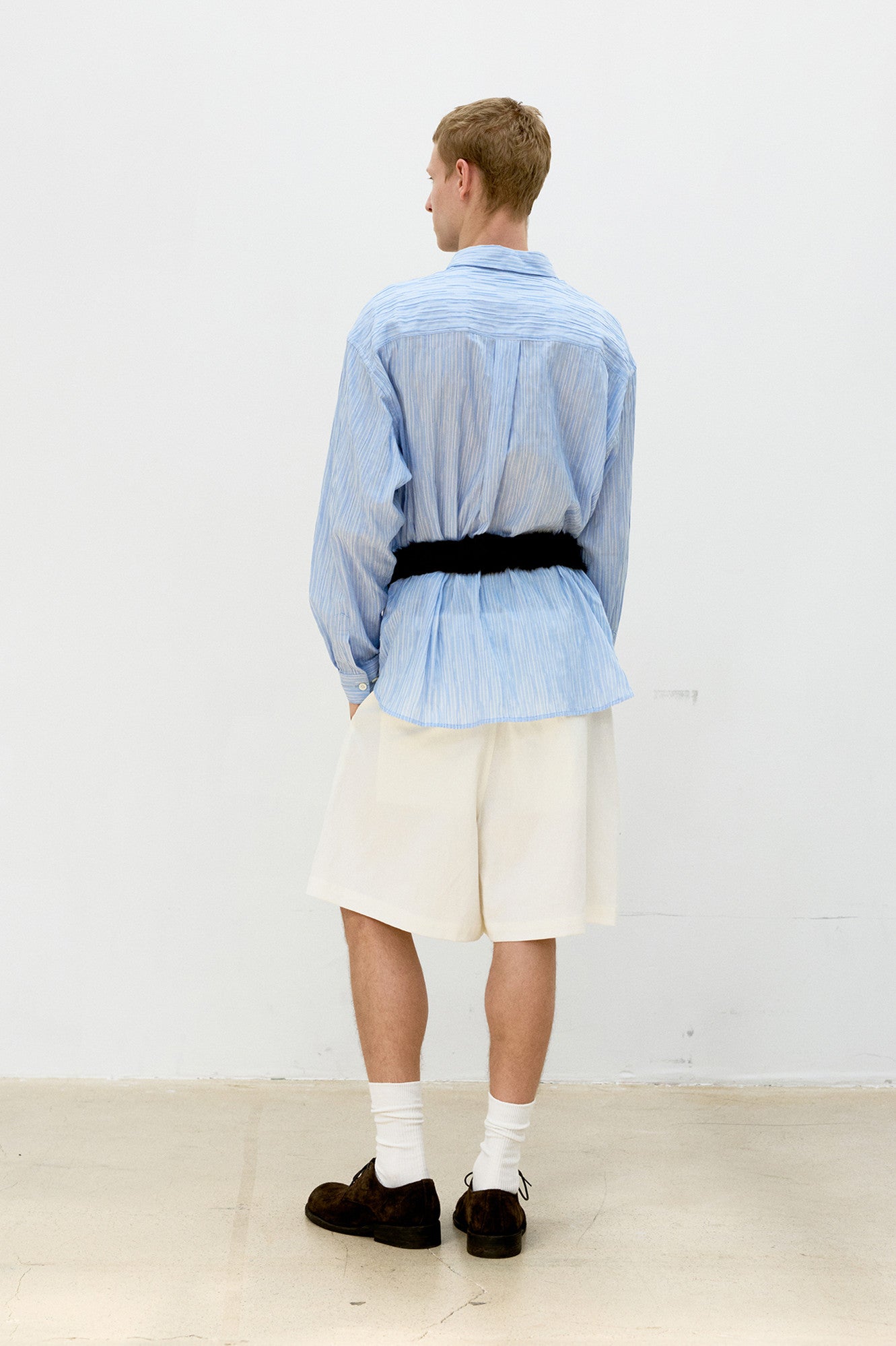 Coor - Two Tuck Linen Short Pants (White) product image 4 | TRAB K-Fashion Australia