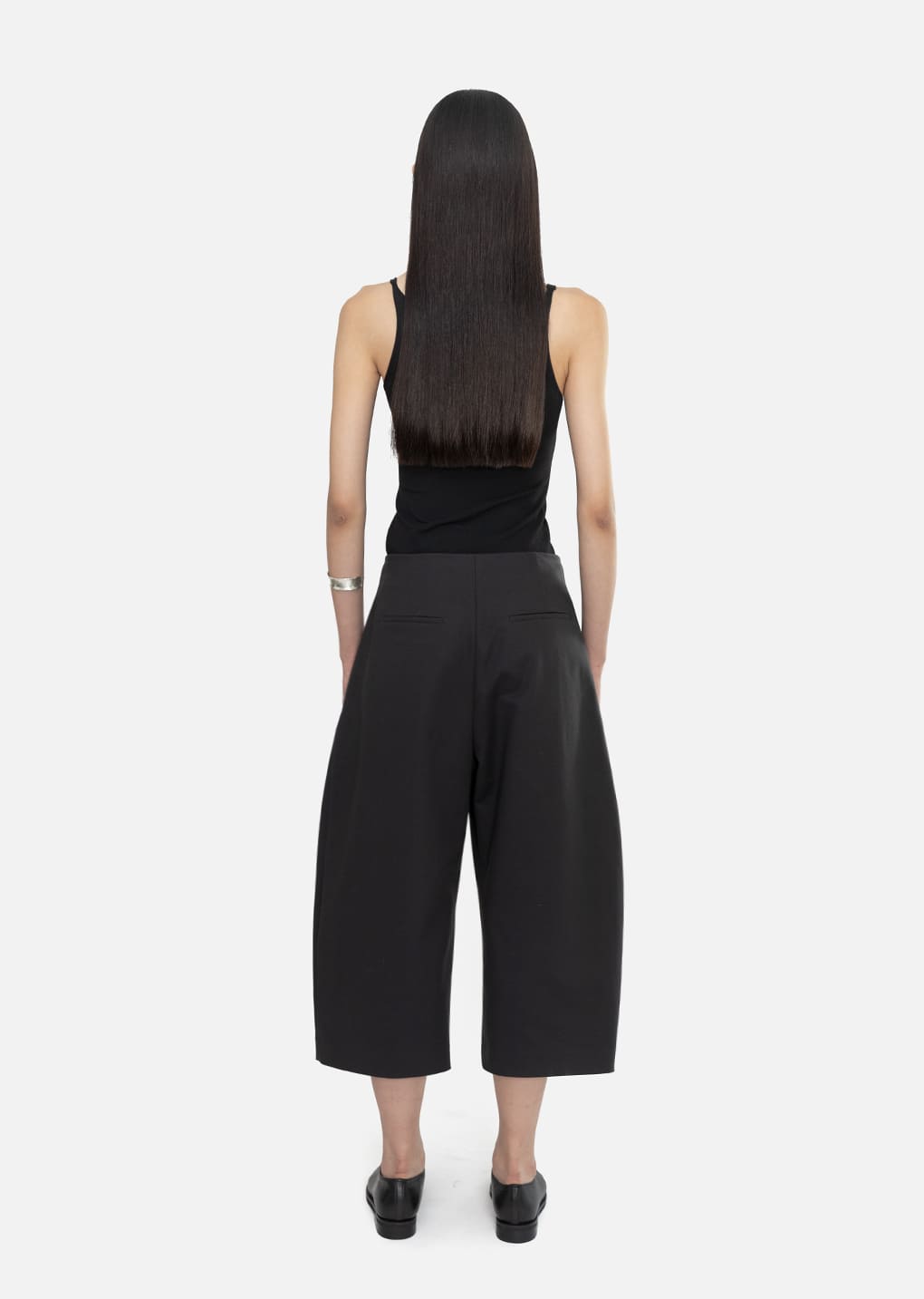 Amomento - [Pre-Order] Sleeveless Knit Top (Black) product image 4 | TRAB K-Fashion Australia