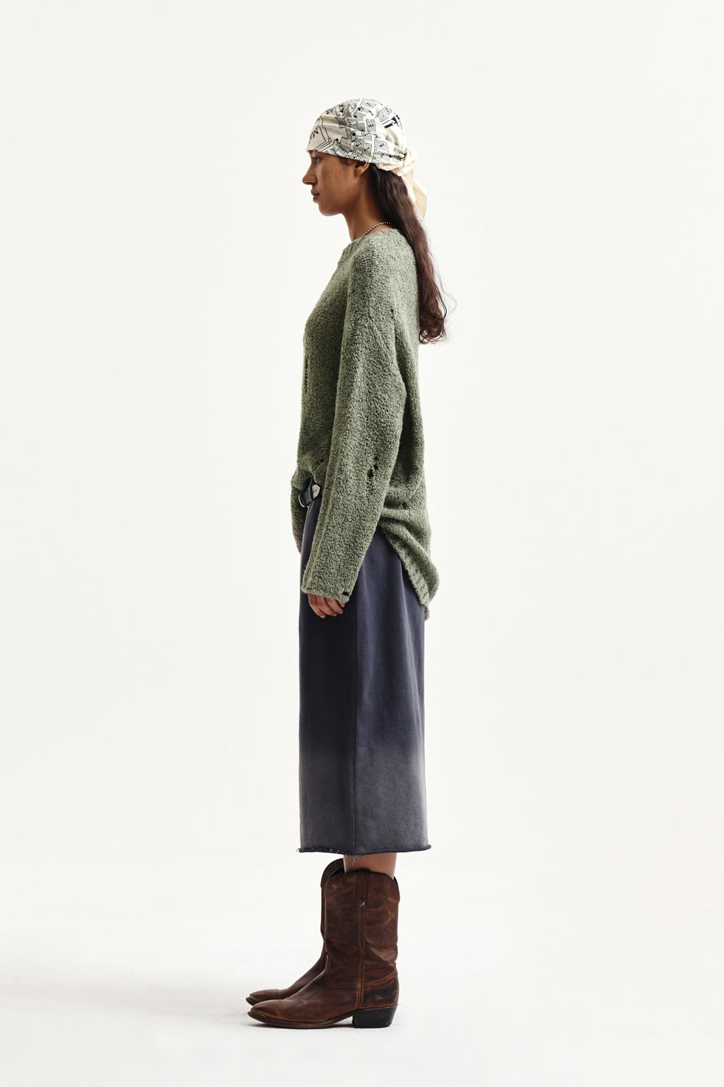 Matin Kim - Vintage Washed Back Logo Bermuda Sweatpants (Charcoal) product image 7 | TRAB K-Fashion Australia
