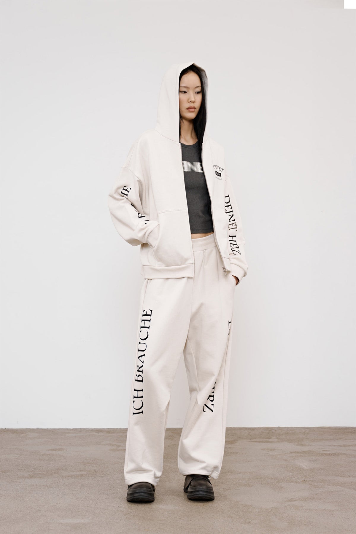 Deinet - German Lettering Hoodie Zip-Up (Ivory) product image 4 | TRAB K-Fashion Australia