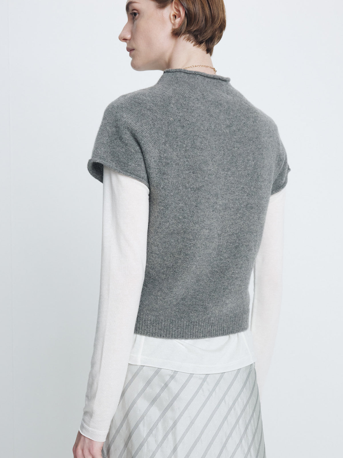 Tonywack - Superfine Wool Cropped Sweater (Warm Grey) product image 7 | TRAB K-Fashion Australia