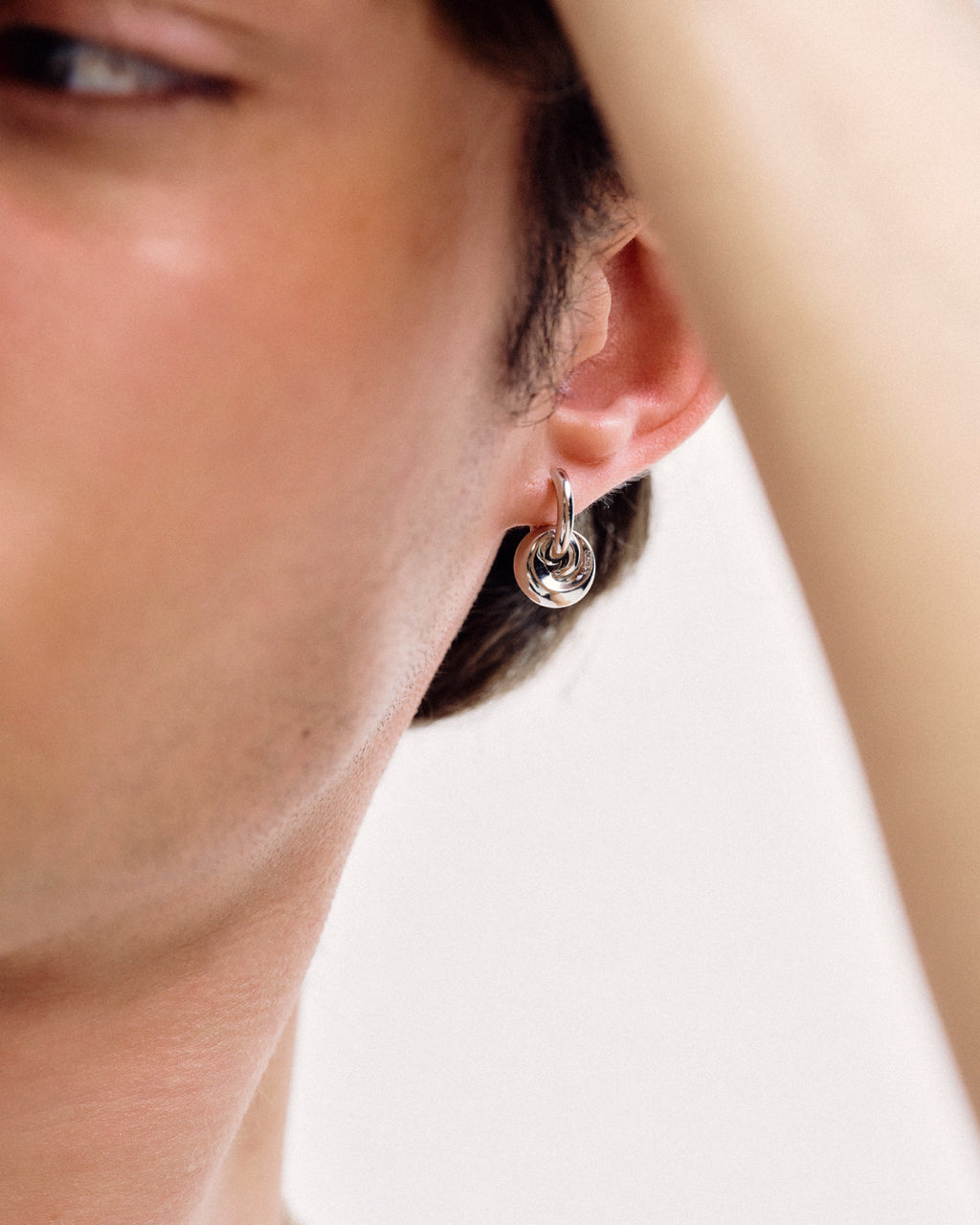Numbering - Swirl Hoop Earrings #7212 product image 1 | TRAB K-Fashion Australia