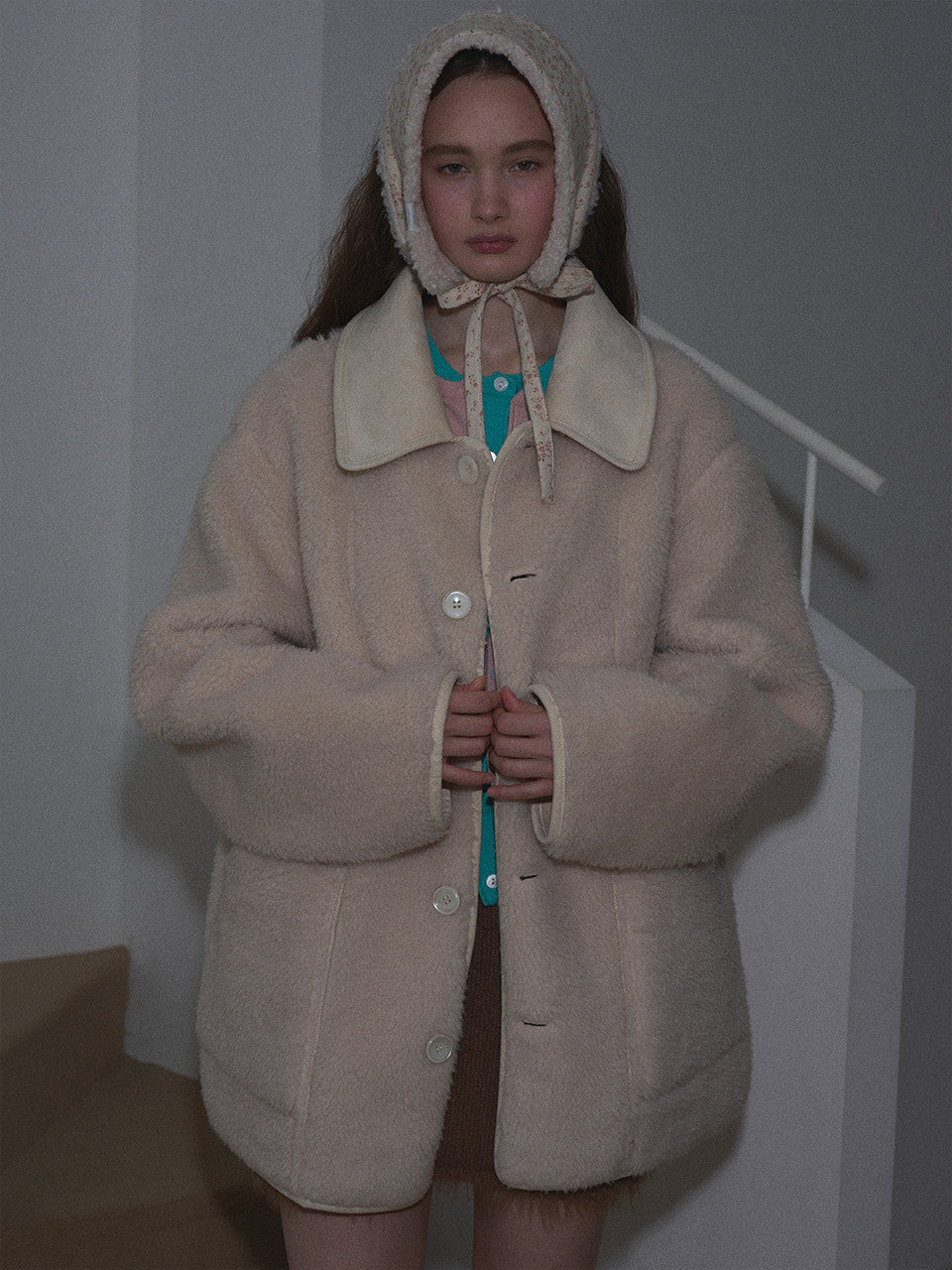 Margarin Fingers - Fur Edge Reversible Mustang (Cream) product image 2 | TRAB K-Fashion Australia