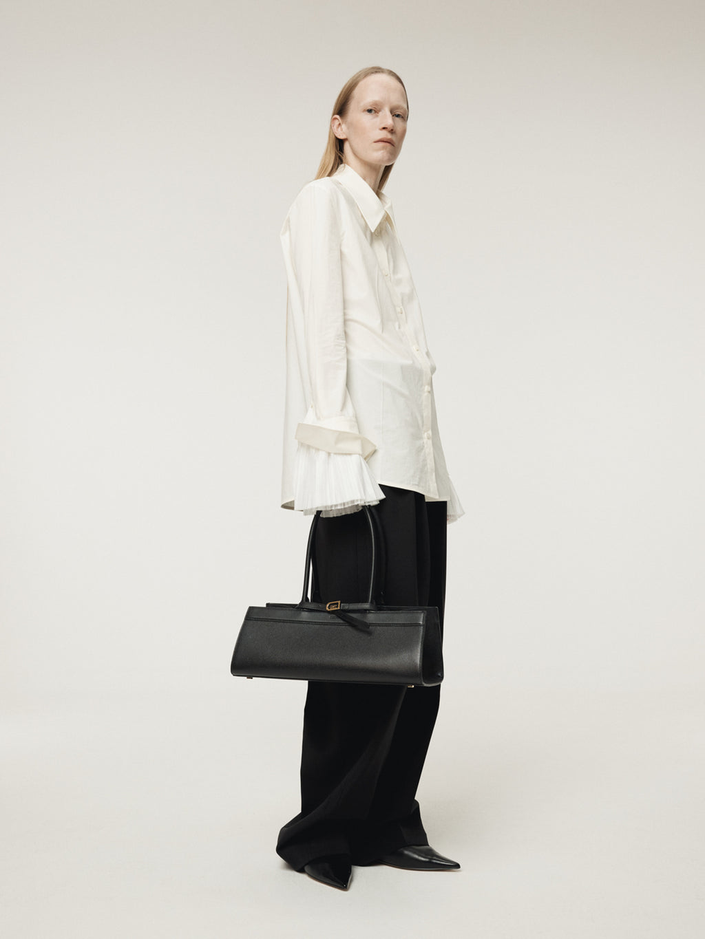 Recto - Pleats Cuffs Point Shirt (Cream) product image 6 | TRAB K-Fashion Australia