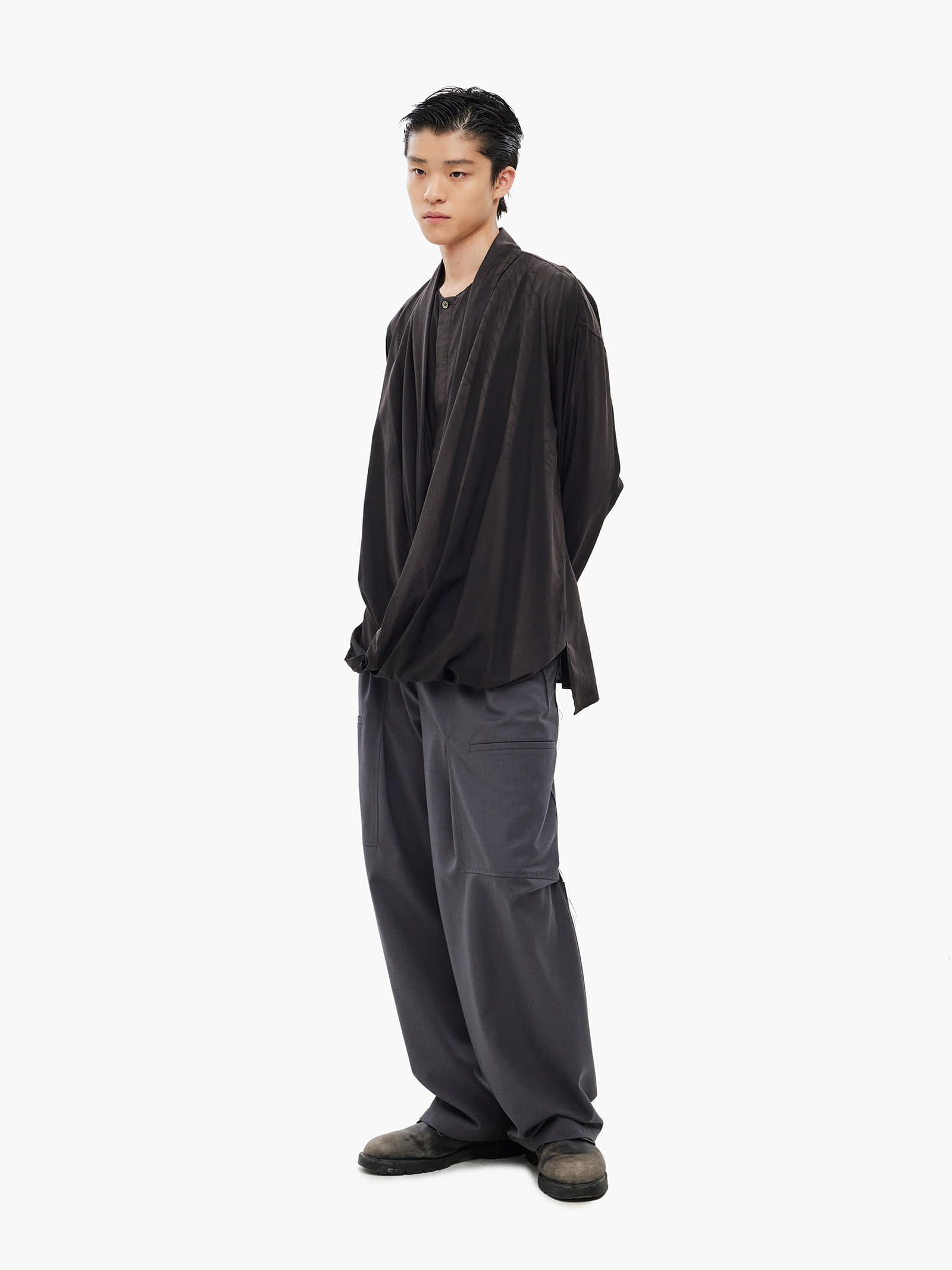Jiyong Kim - Raw Edged 3D Pocket Trousers (Grey) product image 1 | TRAB K-Fashion Australia