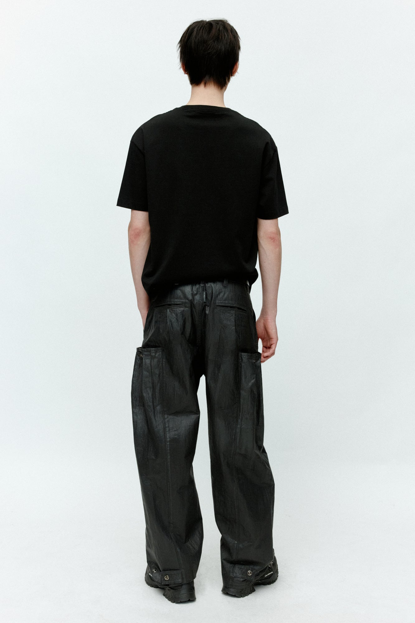 Andersson Bell - (essential) Unisex Liquid Logo T-Shirt (Essential) product image 3 | TRAB K-Fashion Australia