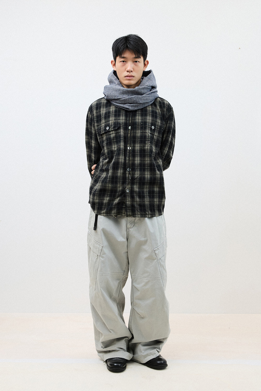 Hatchingroom - Hoodie Muffler Hairy Herringbone Blue (Grey) product image 7 | TRAB K-Fashion Australia