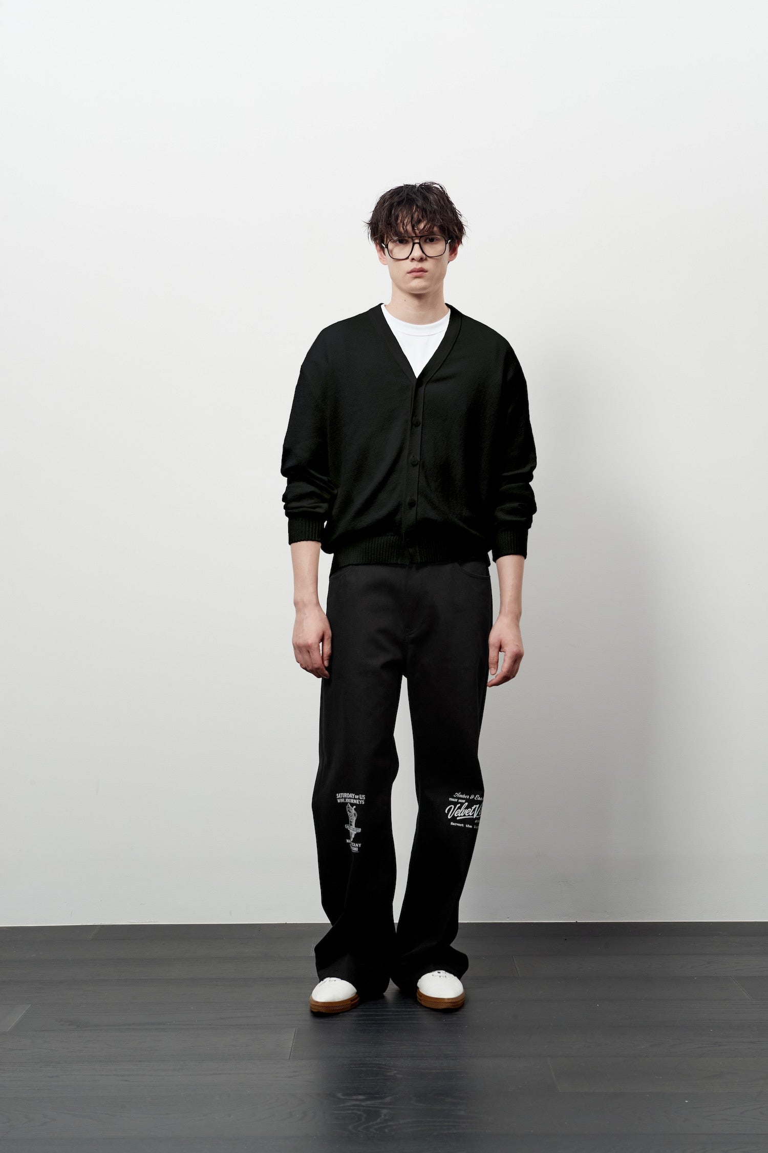 Stu - V- Neck Light Cardigan (Black) product image 12 | TRAB K-Fashion Australia