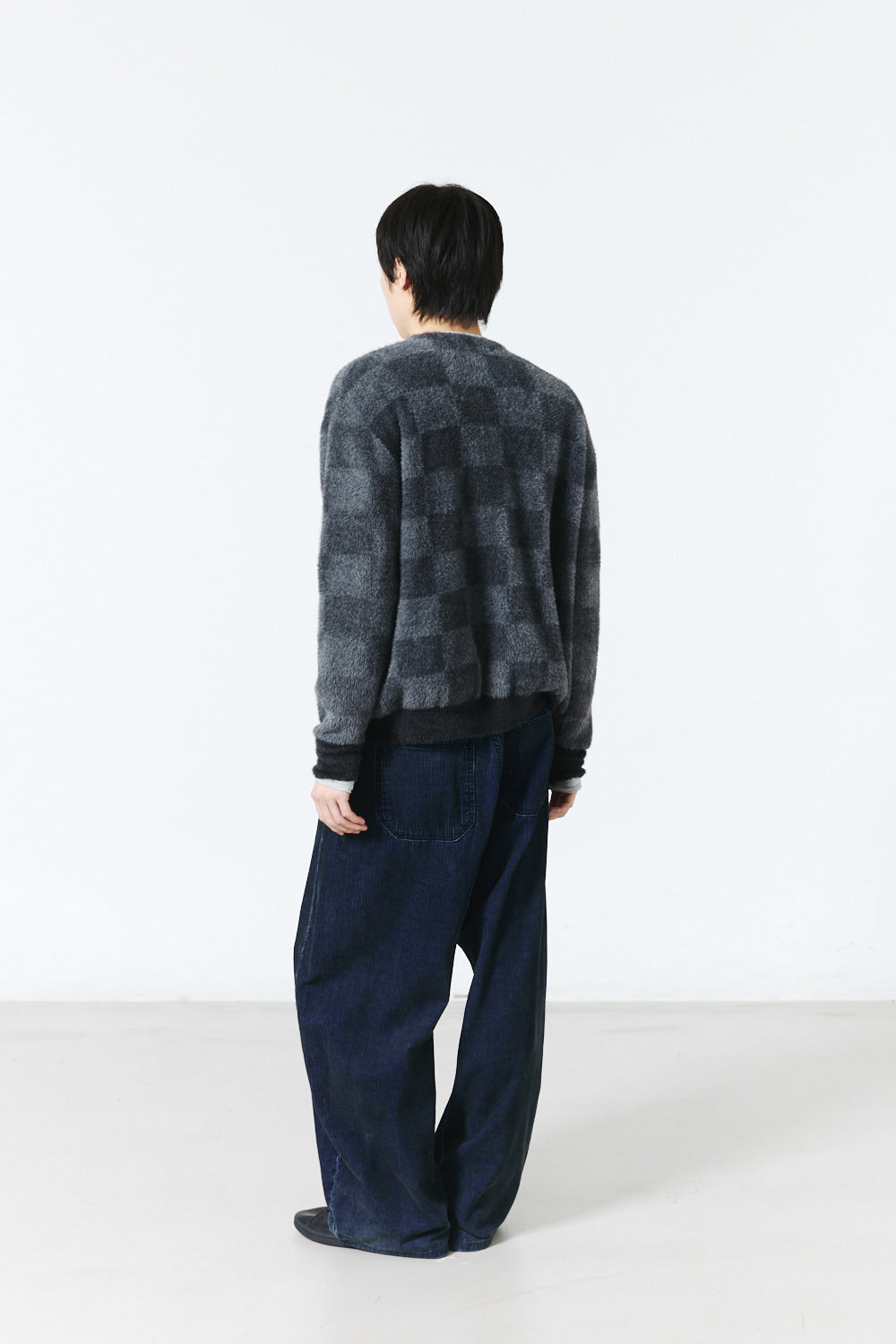 Hatchingroom - Hairy Cardigan Checkerboard (Charcoal/Grey) product image 11 | TRAB K-Fashion Australia