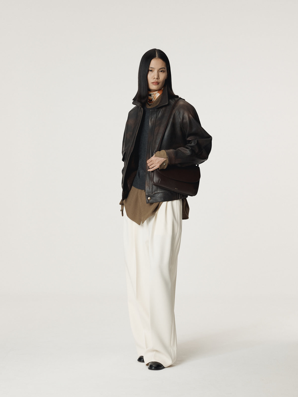 Recto - Oversized Shearing Leather Jumper (Vintage Brown) product image 4 | TRAB K-Fashion Australia