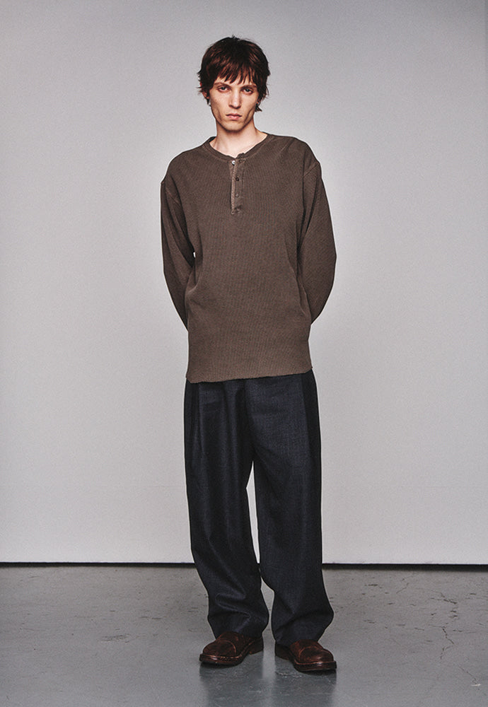 Art if acts - Garment Dyed Waffle Henley (Mud Brown) product image 4 | TRAB K-Fashion Australia