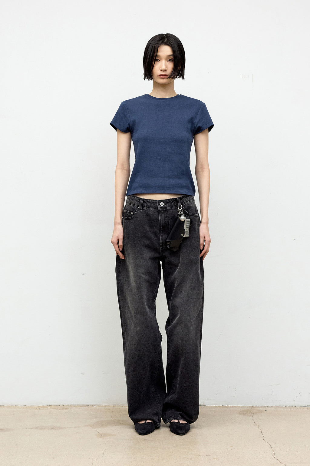 Coor - Ribbed Crop T-Shirt (Navy) product image 2 | TRAB K-Fashion Australia