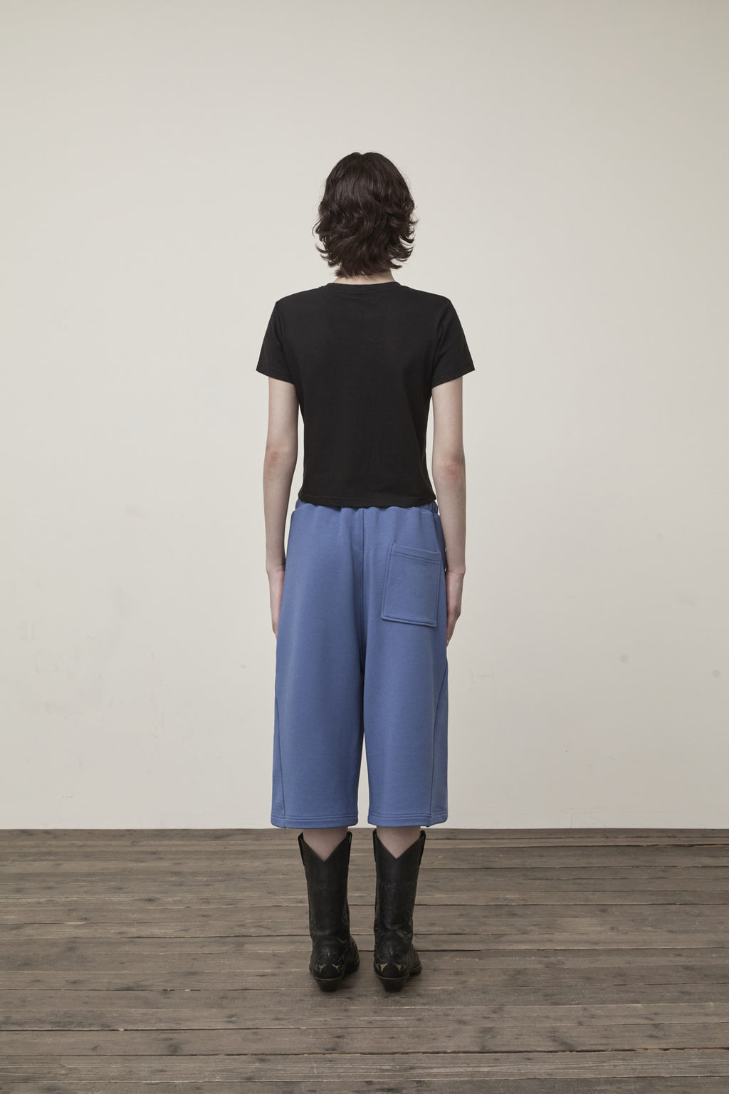 Matin Kim - Back Pocket Glitter Bermuda Sweatpants (Blue) product image 8 | TRAB K-Fashion Australia