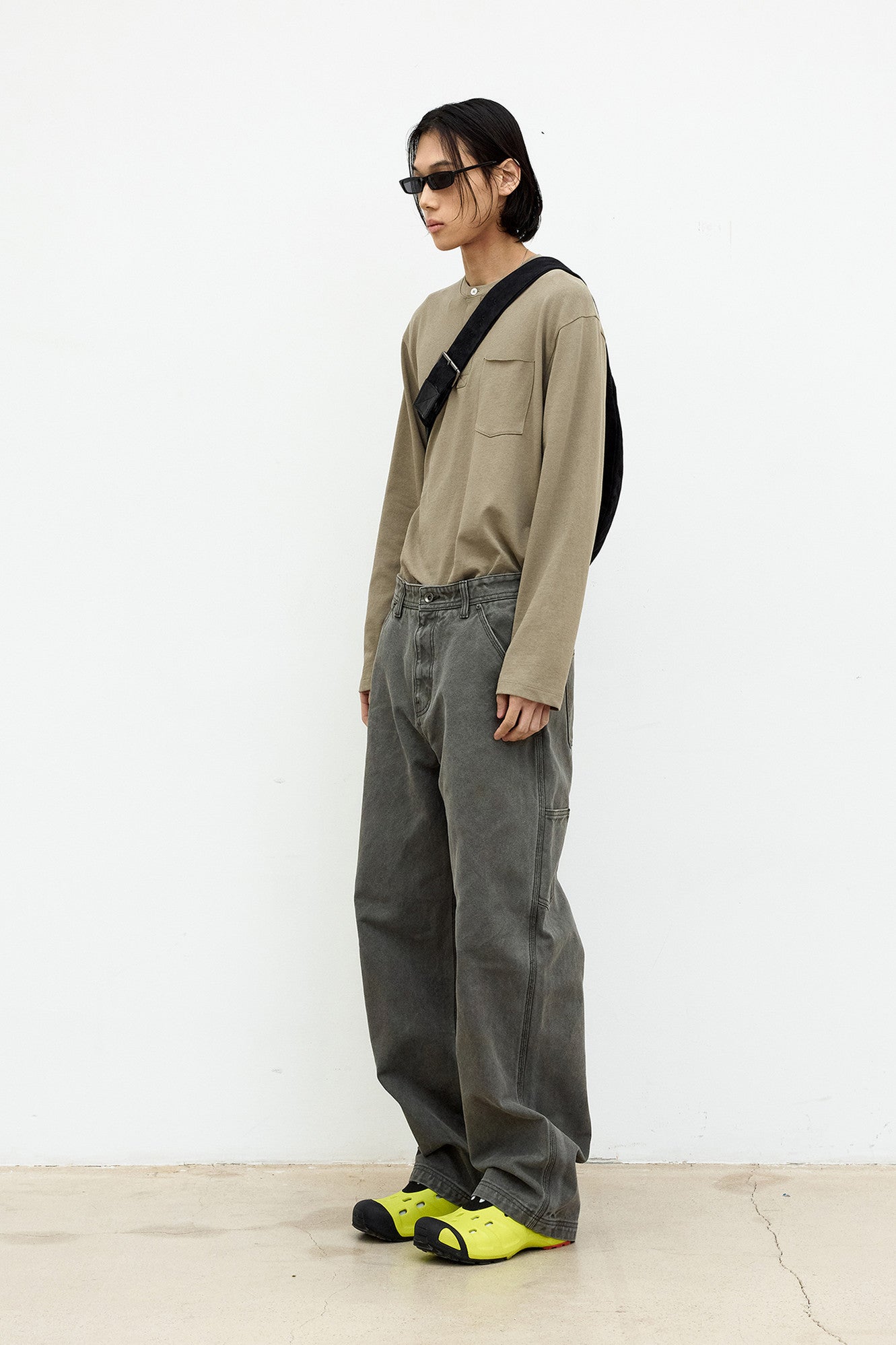 Coor - One-Pocket Long Sleeve Henley T-Shirt (Olive Khaki) product image 3 | TRAB K-Fashion Australia