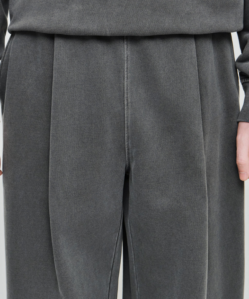 Marithe & Francois Girbaud - Crack Classic Logo Dyeing One Tuck Wide Sweat Pants (Charcoal) product image 2 | TRAB K-Fashion Australia