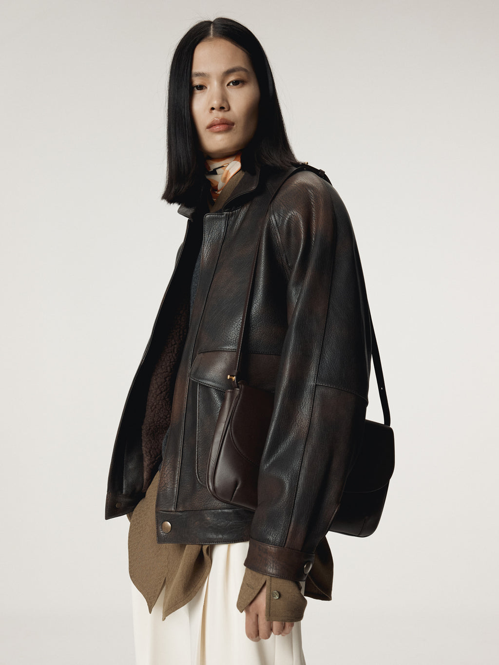 Recto - Oversized Shearing Leather Jumper (Vintage Brown) product image 10 | TRAB K-Fashion Australia