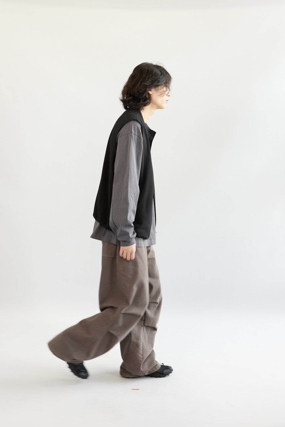 Hatchingroom - Reversible Jersey Vest (Black) product image 13 | TRAB K-Fashion Australia