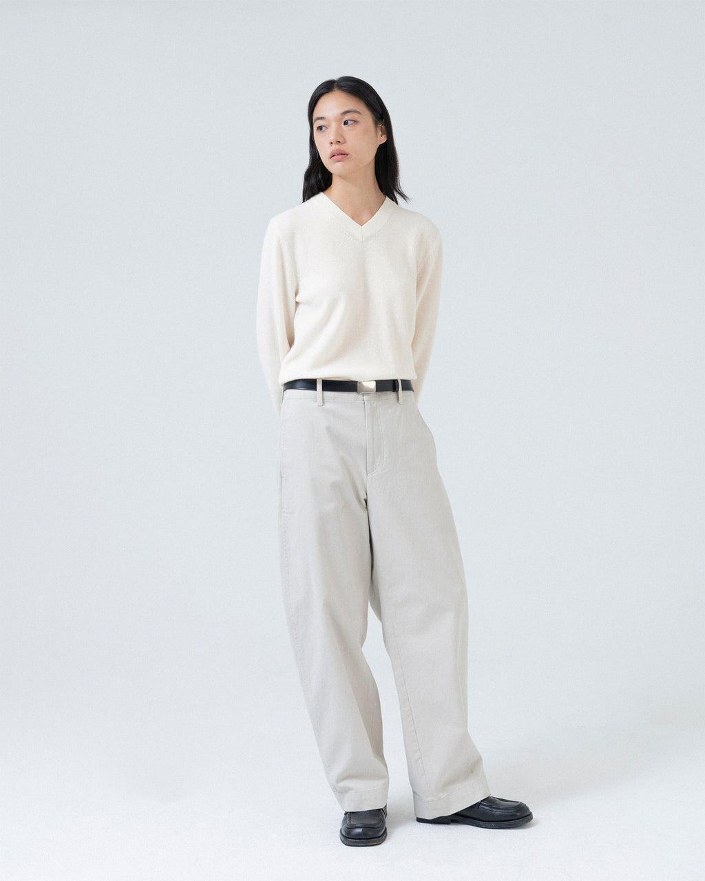 Brownyard - Extra Super Fine V Neck Knit (Ivory) product image 4 | TRAB K-Fashion Australia