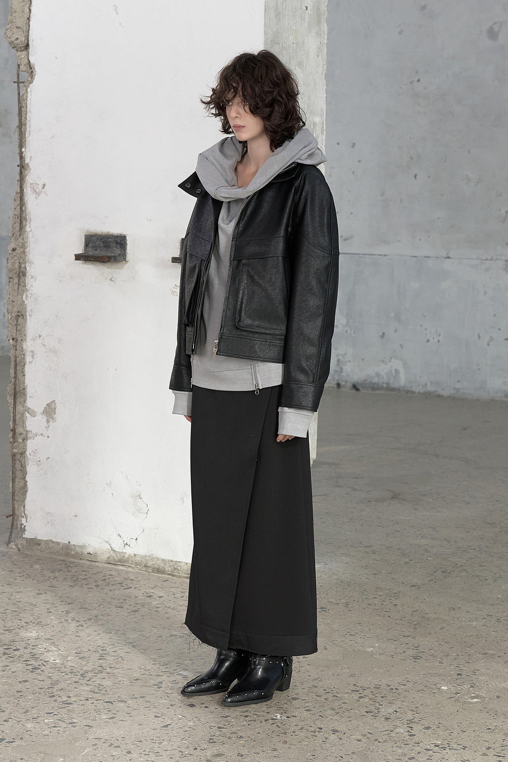 Deinet - Construct Panel Jacket (Black) product image 2 | TRAB K-Fashion Australia
