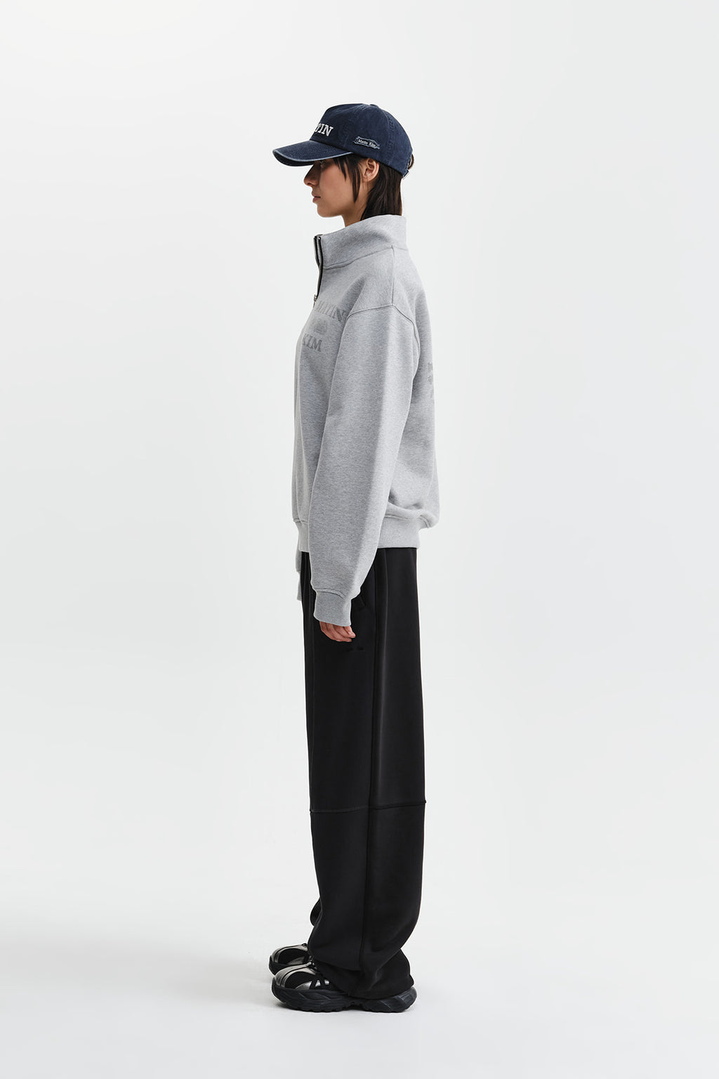 Matin Kim - Colorblock Cut Seam Sweatpants (Black) product image 8 | TRAB K-Fashion Australia