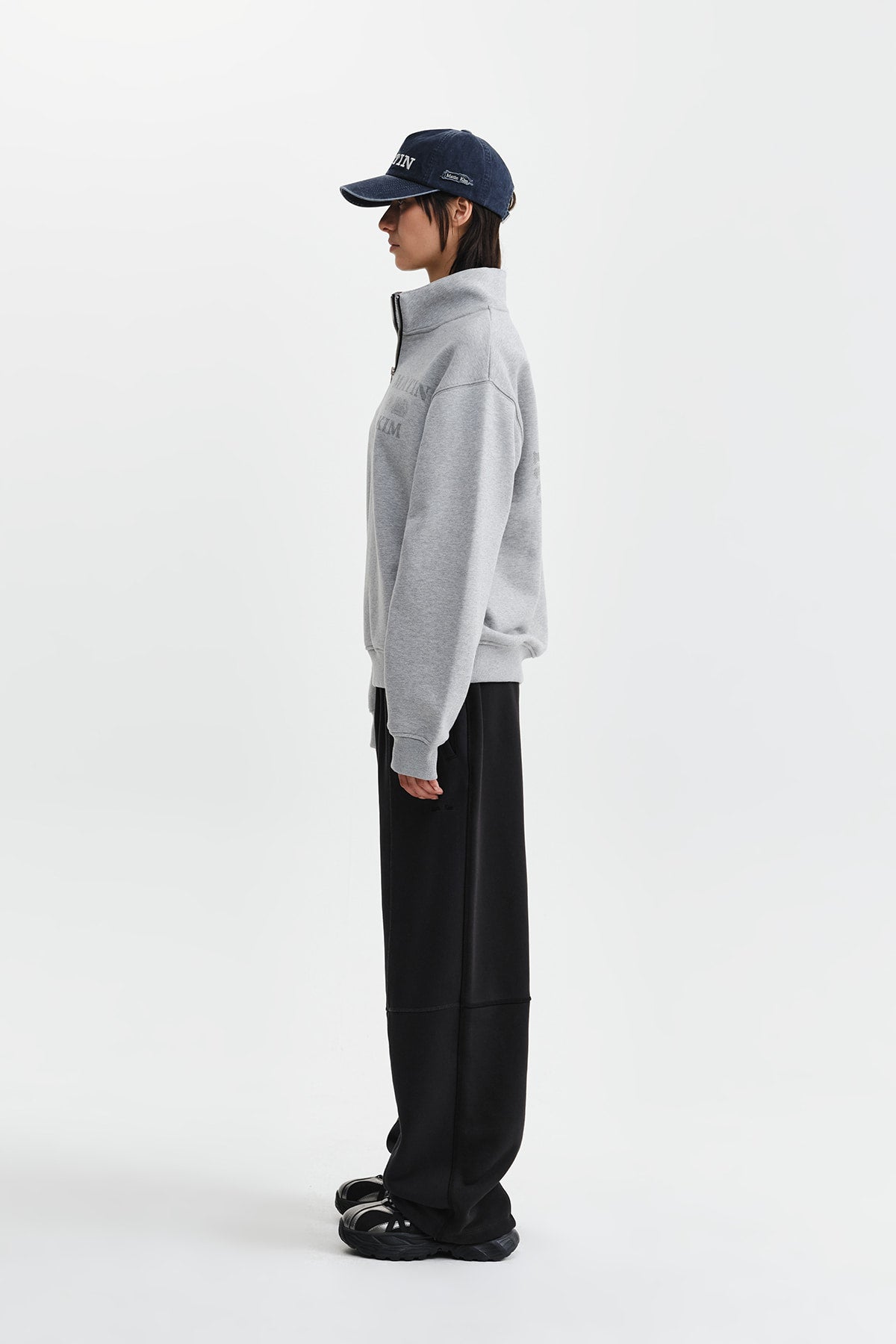 Matin Kim - Colorblock Cut Seam Sweatpants (Black) product image 8 | TRAB K-Fashion Australia