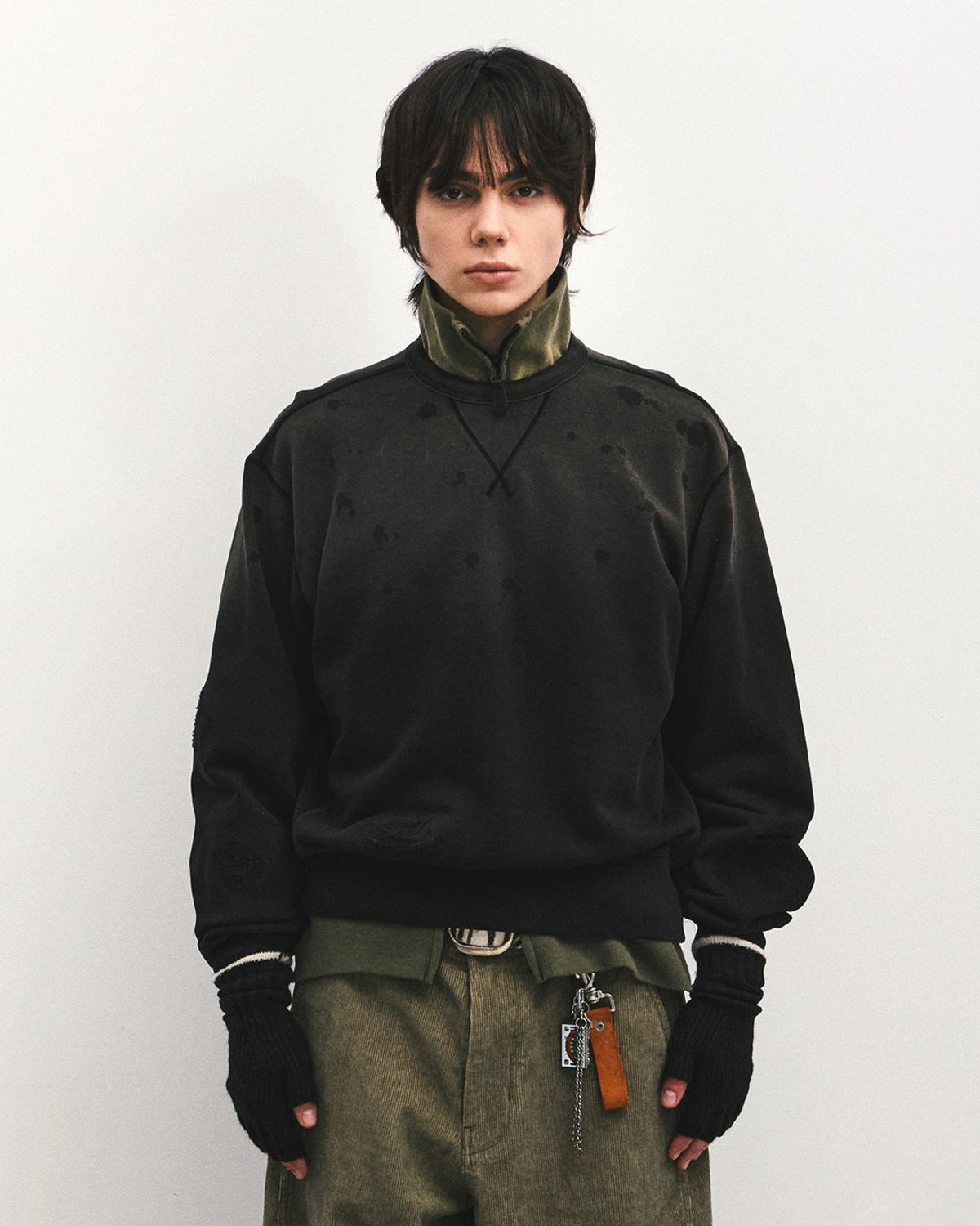 Eastlogue - Vintage Damaged Sweat (Vintage Black) product image 2 | TRAB K-Fashion Australia