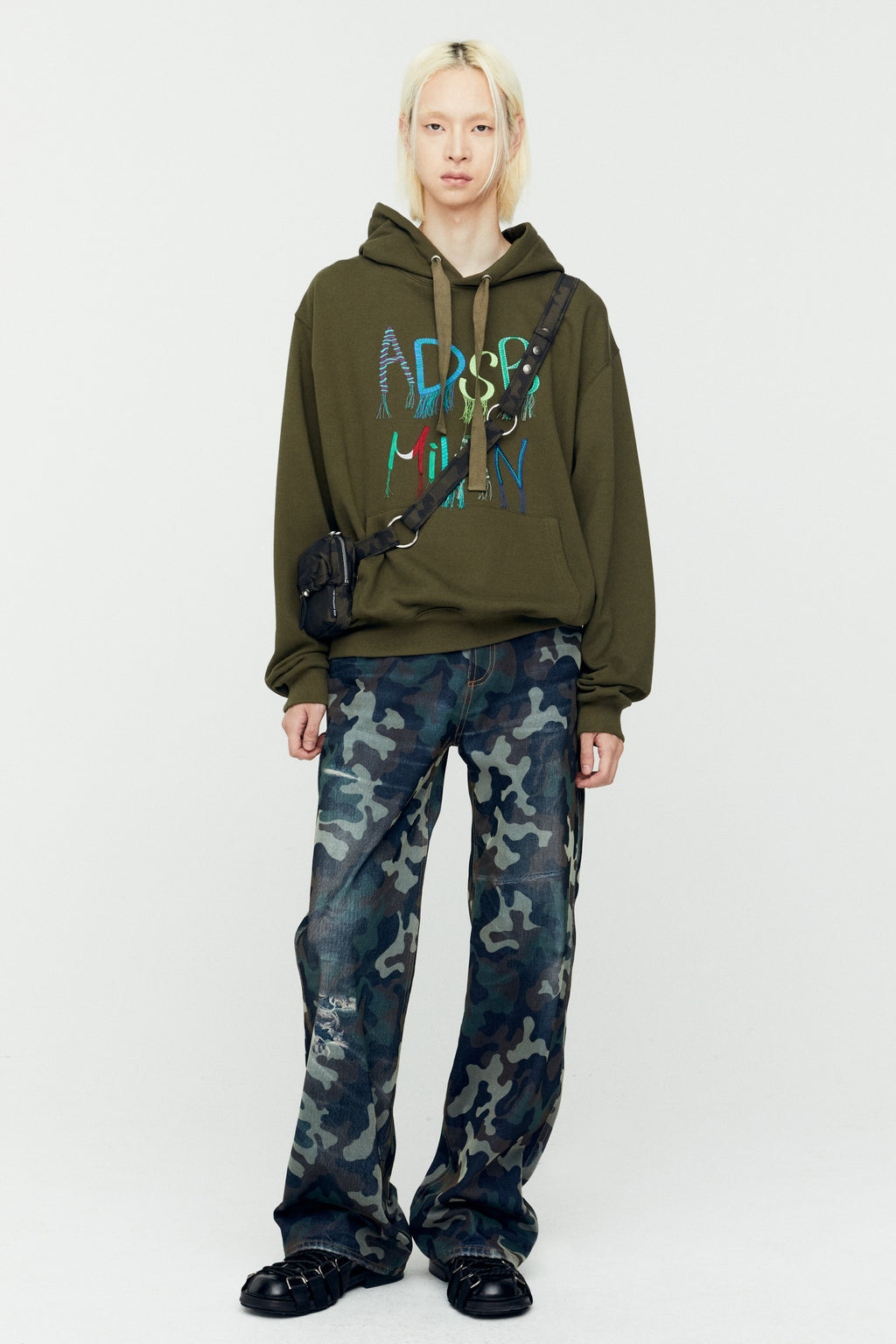 Andersson Bell - (essential) Unisex Adsb Milan Embroidery Hoodie (Khaki) product image 4 | TRAB K-Fashion Australia