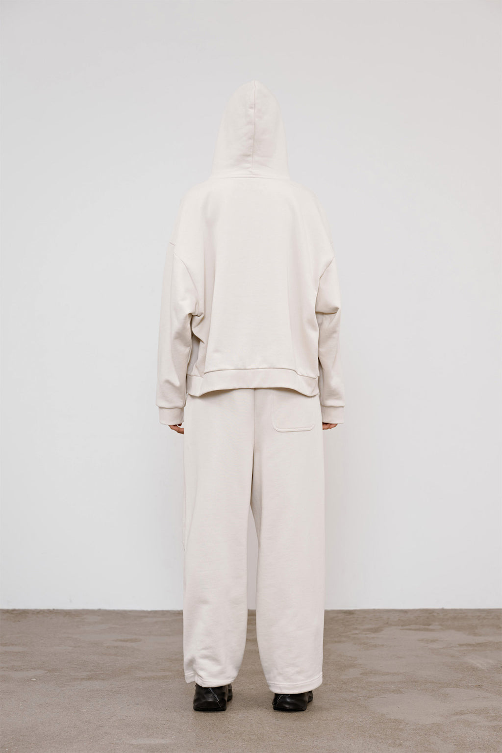 Deinet - German Lettering Hoodie Zip-Up (Ivory) product image 3 | TRAB K-Fashion Australia