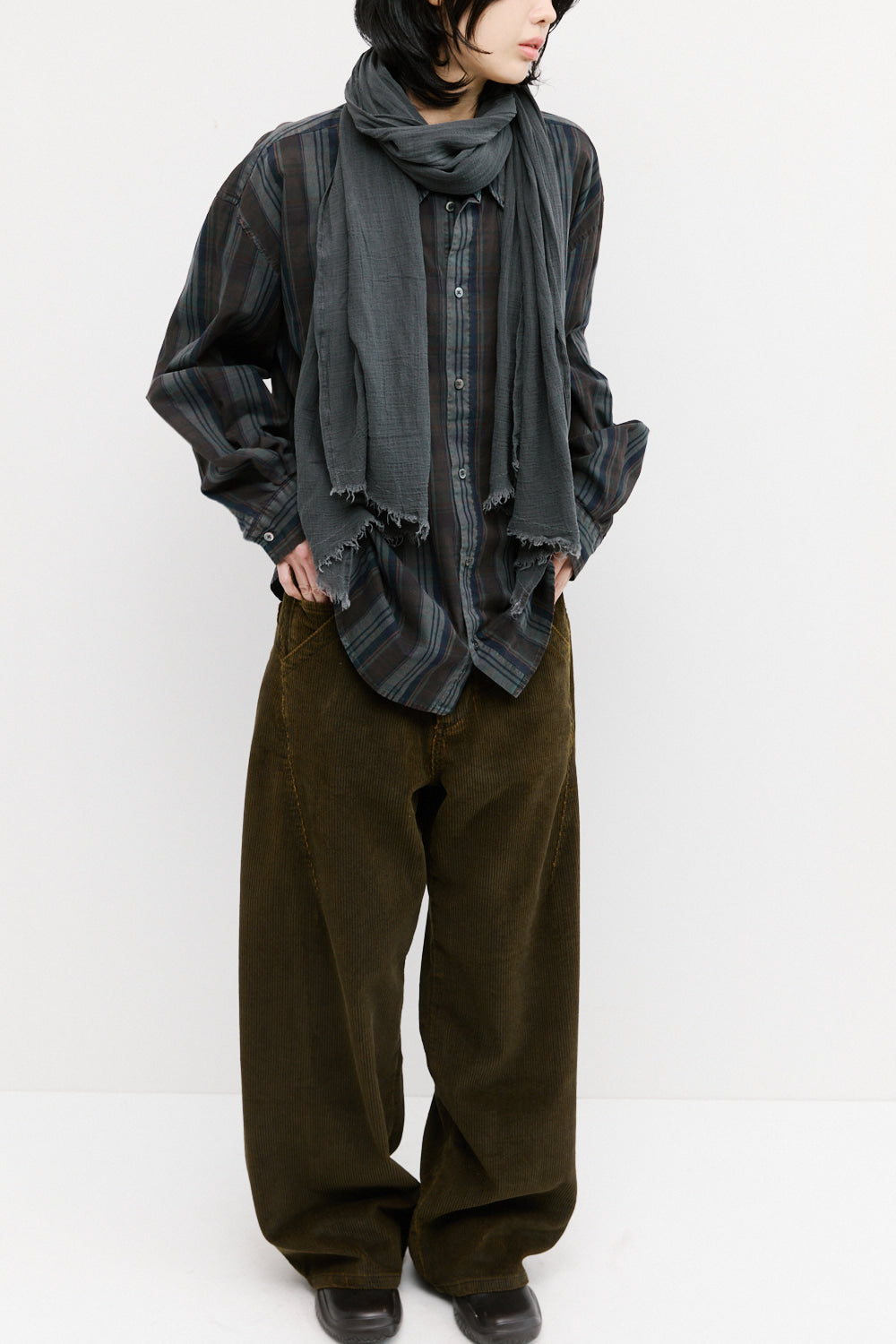 Hatchingroom - Crinkle Gauze Scarf (Dyed Grey) product image 11 | TRAB K-Fashion Australia