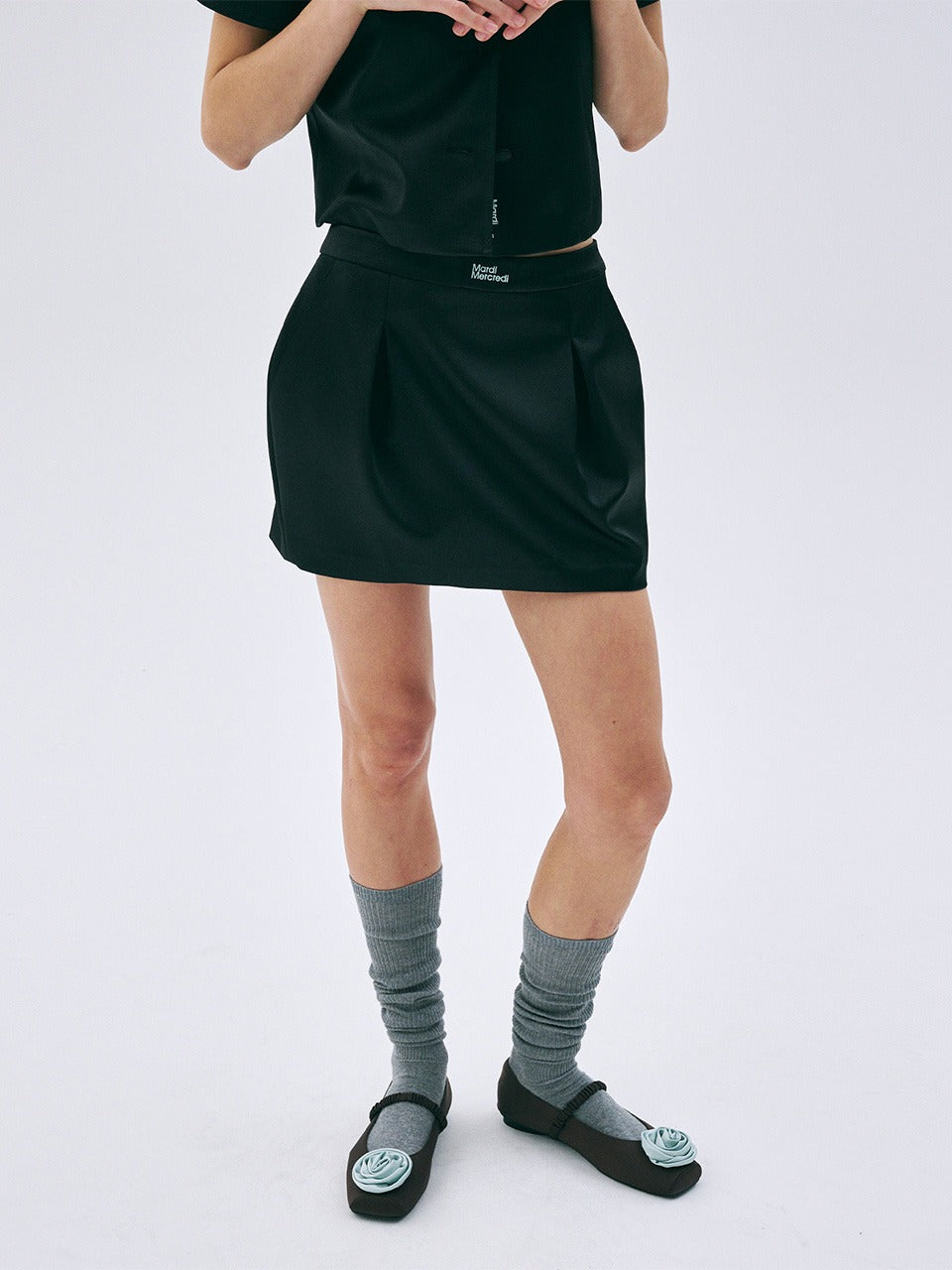 Mardi Mercredi - Satin Mini Pegged Skirt (Black) product image 1 | TRAB K-Fashion Australia