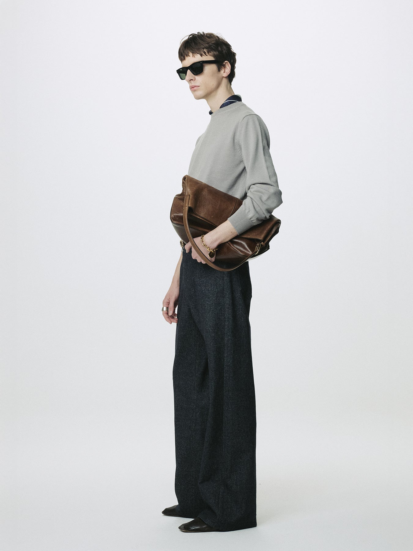 Tonywack - Wool Denim Loose Flared Jeans (Dark Indigo) product image 3 | TRAB K-Fashion Australia