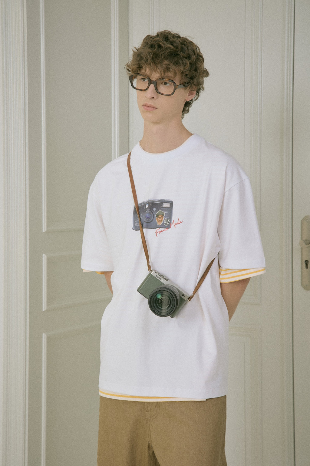 STU - Camera Printing T-Shirt (White) product image 7 | TRAB K-Fashion Australia