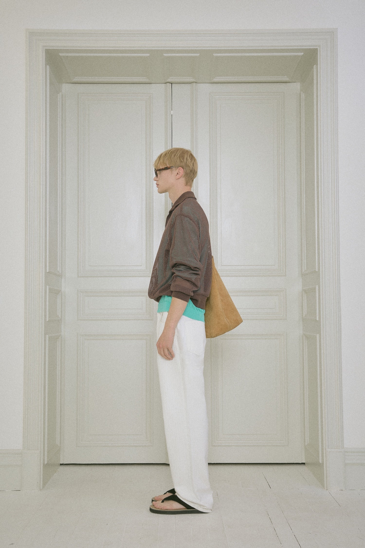 STU - Net V-Neck Collar Knit (Brown) product image 3 | TRAB K-Fashion Australia