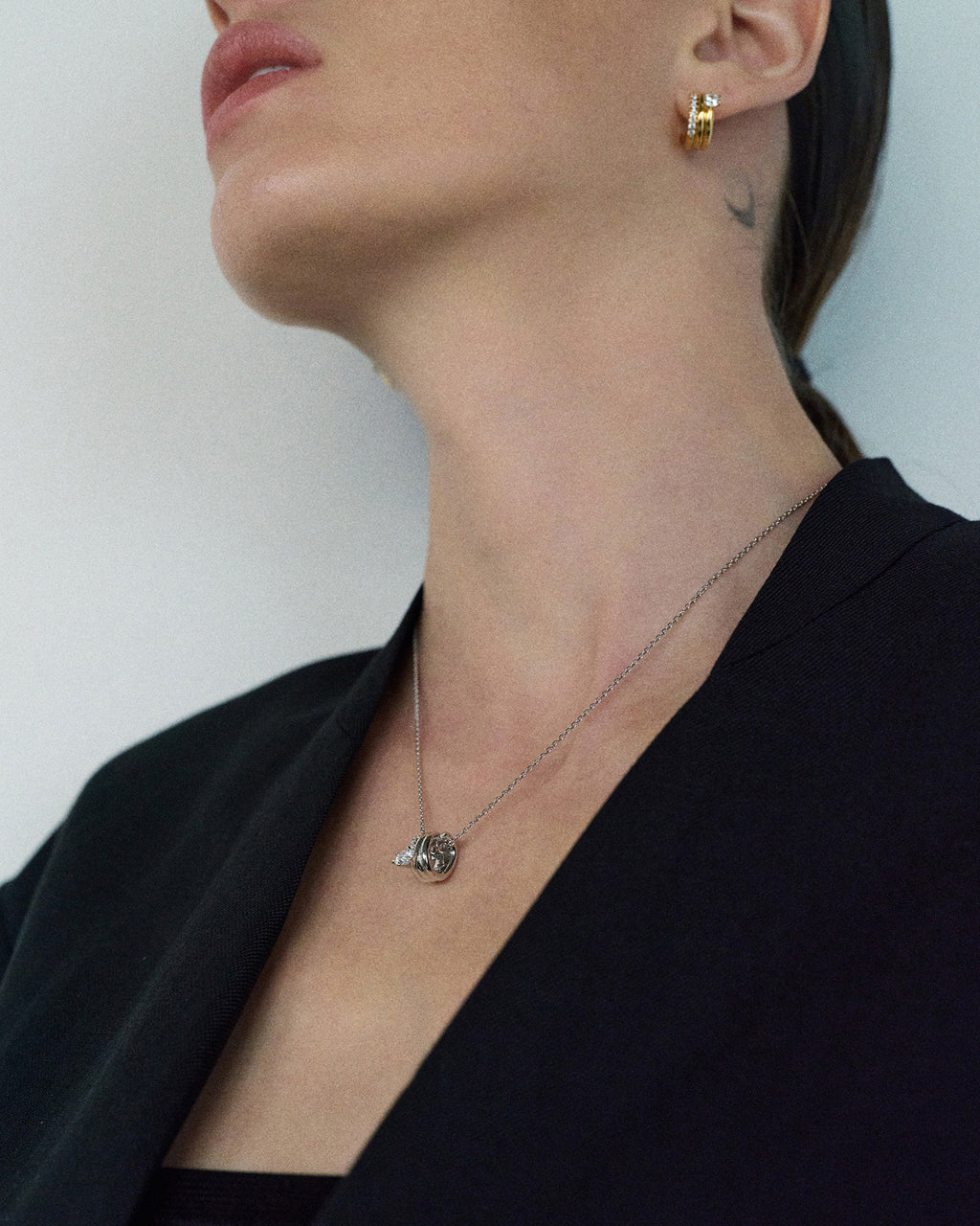Numbering - Coil Spiral Necklace / 6 Prong #8702 product image 7 | TRAB K-Fashion Australia