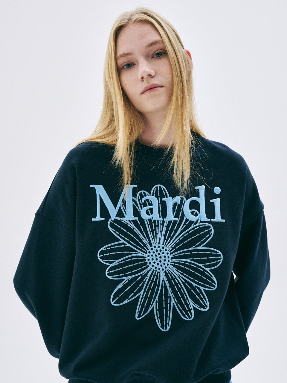 Mardi Mercredi - Sweatshirt Flowermardi Needlework (Navy Sky) product image 1 | TRAB K-Fashion Australia