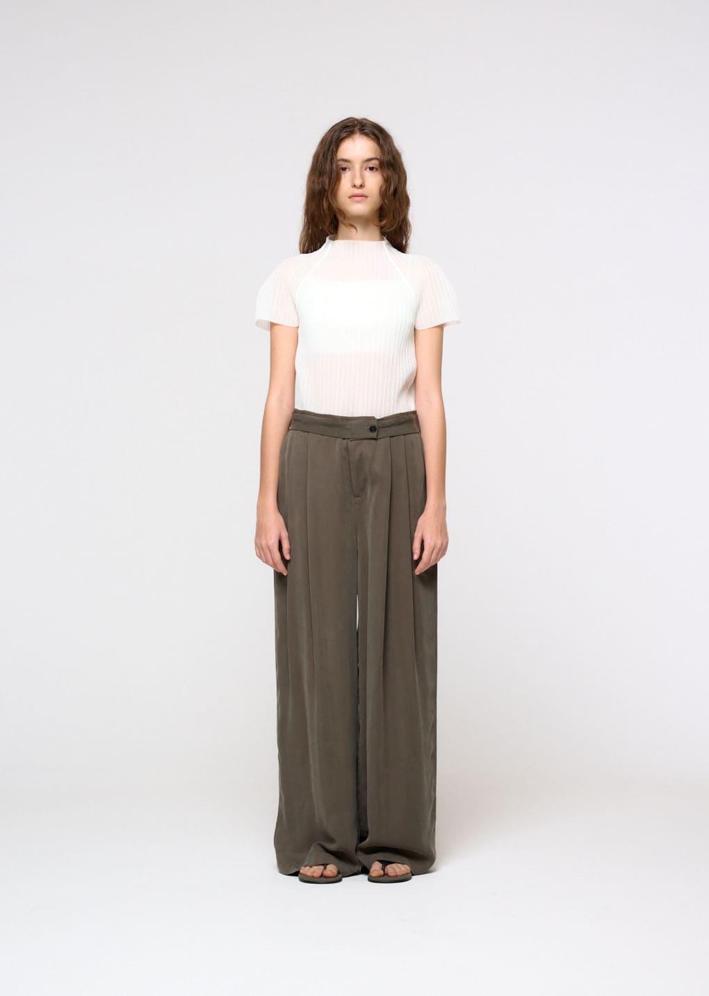 Amomento - Women's Pleats Raglan Top (White) product image 2 | TRAB K-Fashion Australia