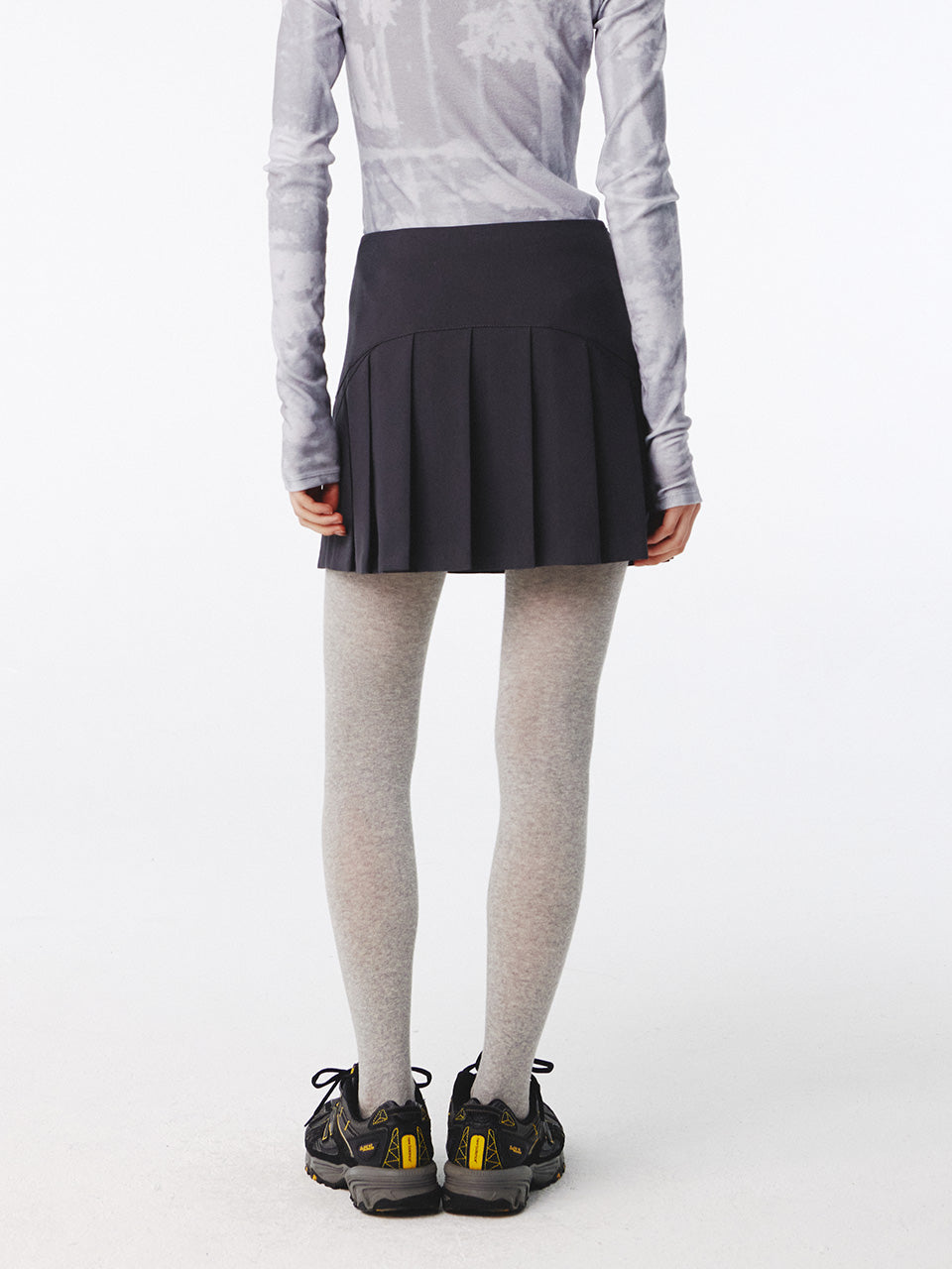 Kijun - Arc Tennis Mini Skirt (Charcoal) product image 3 | TRAB K-Fashion Australia