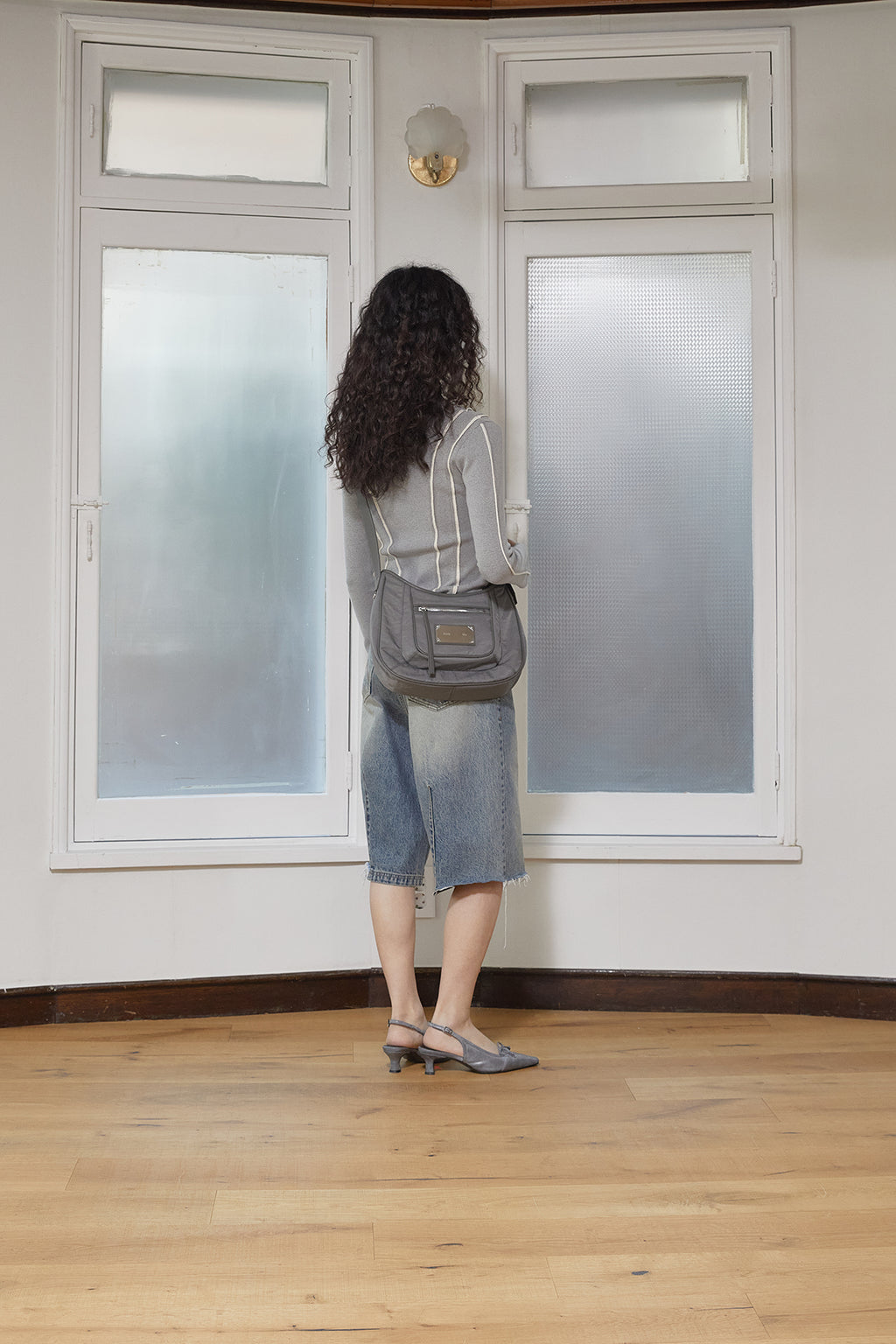 Matin Kim - Hem Point Bermuda Denim Pants (Blue) product image 9 | TRAB K-Fashion Australia